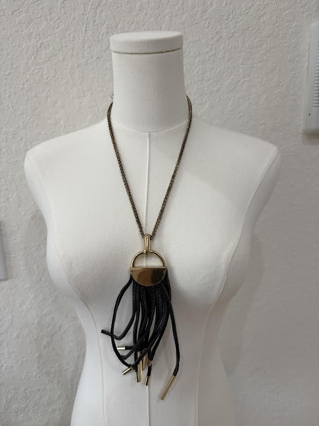 Golden Fringe Pendant Necklace-9988