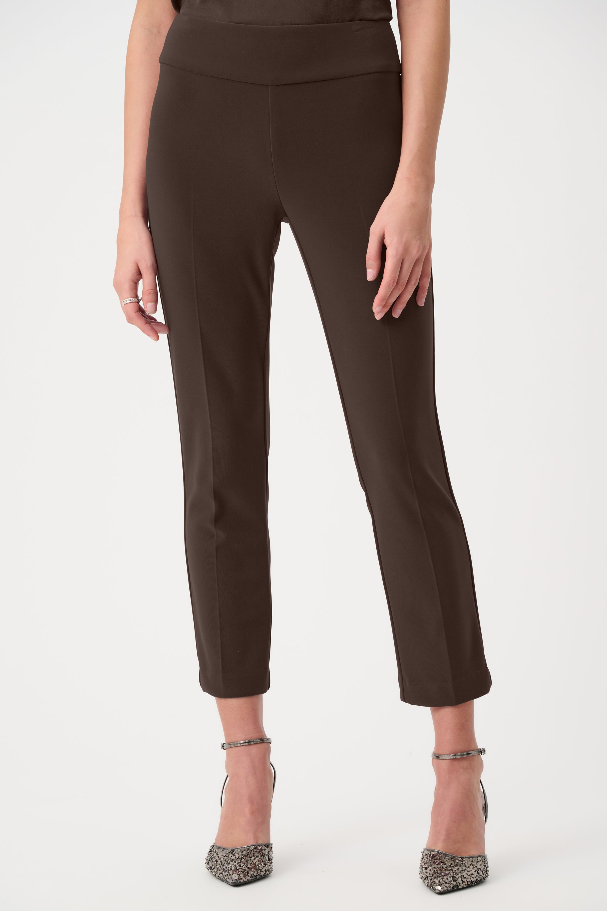 Classic Cropped Pant