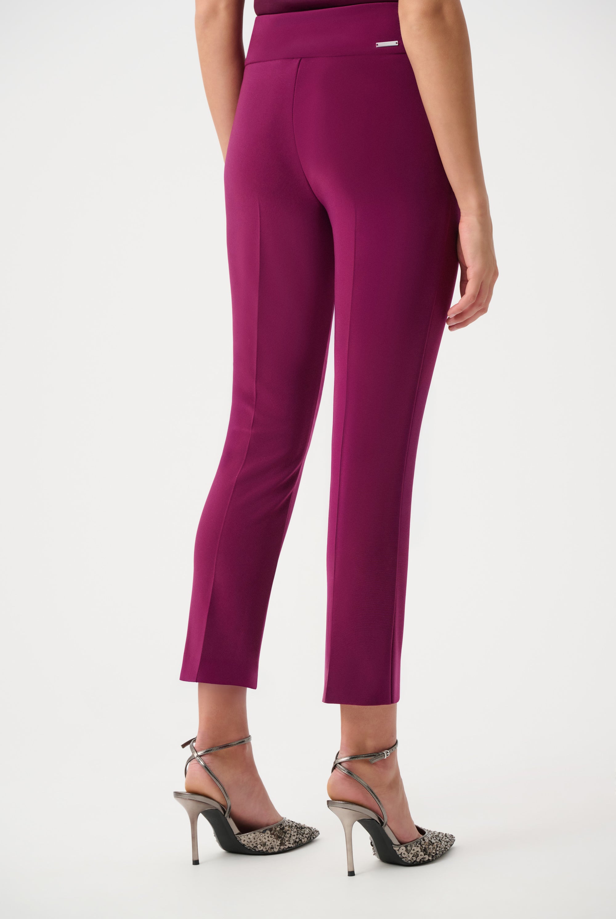 Classic Cropped Pant