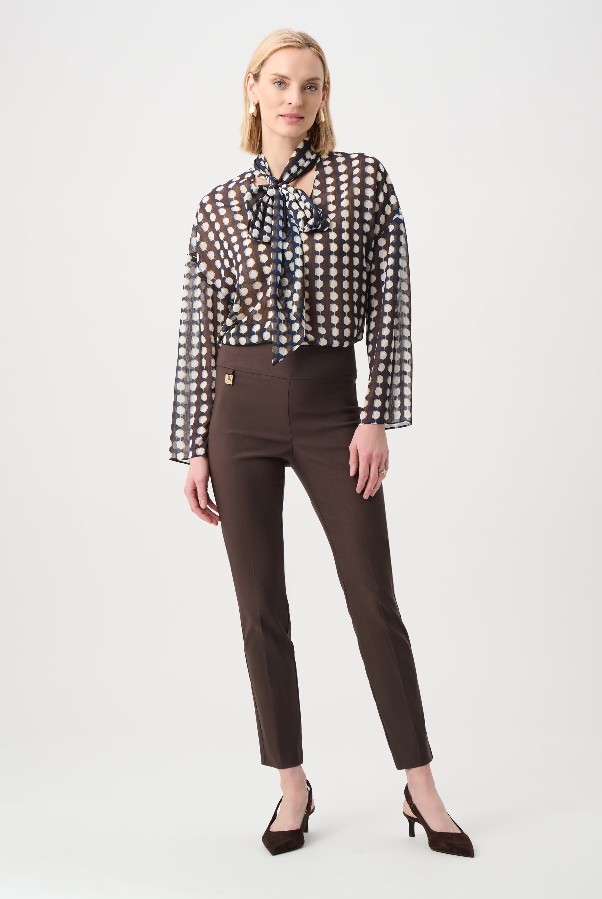 Classic Slim Pants