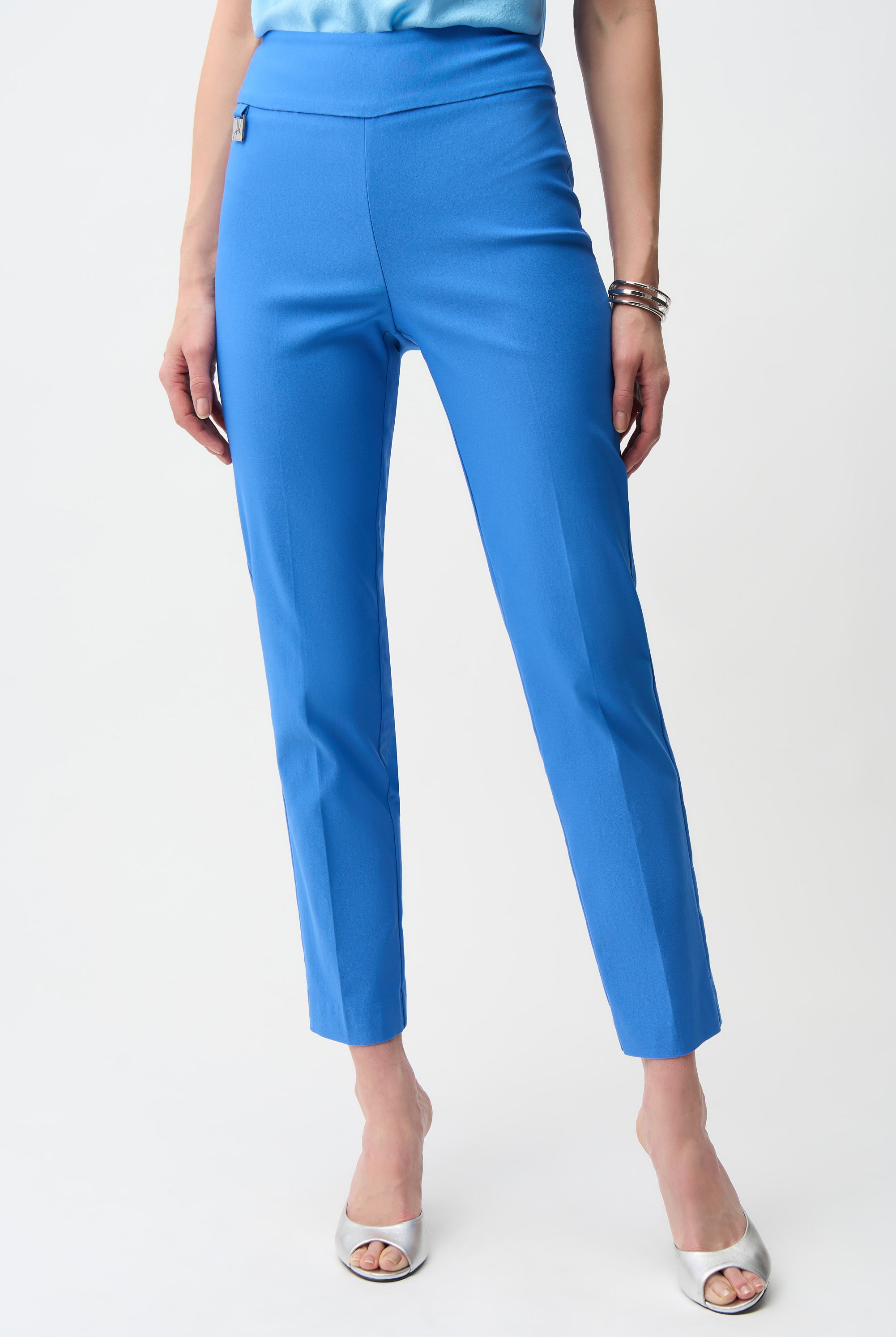 Classic Slim Pants