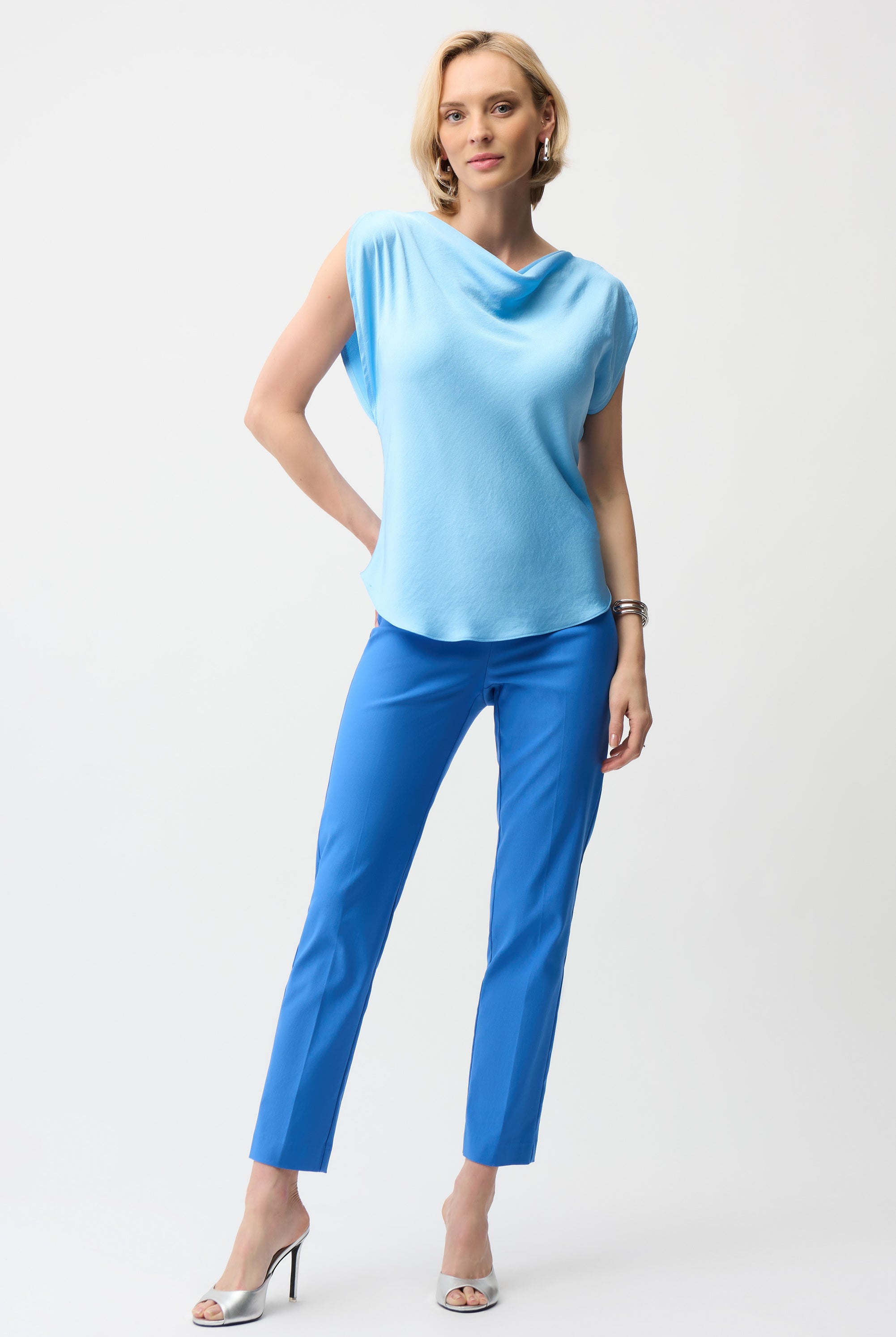 Classic Slim Pants
