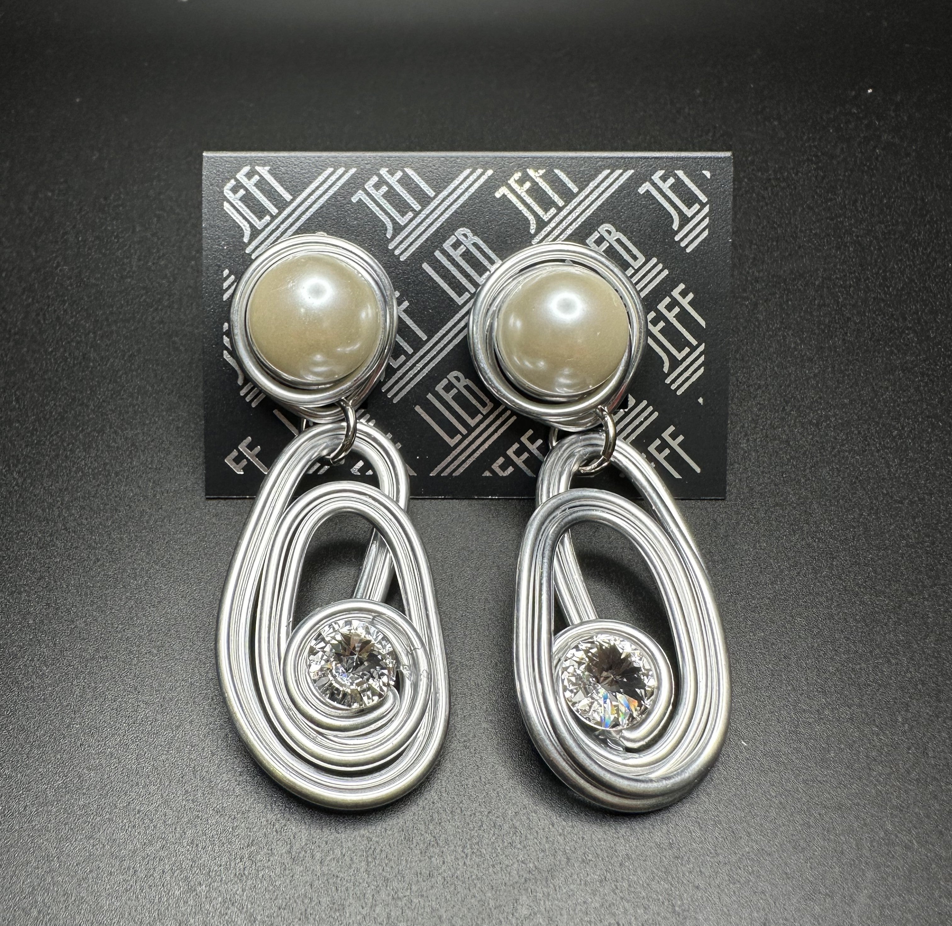 Jeff Lieb Mother Of Pearl Earring-JL-21113