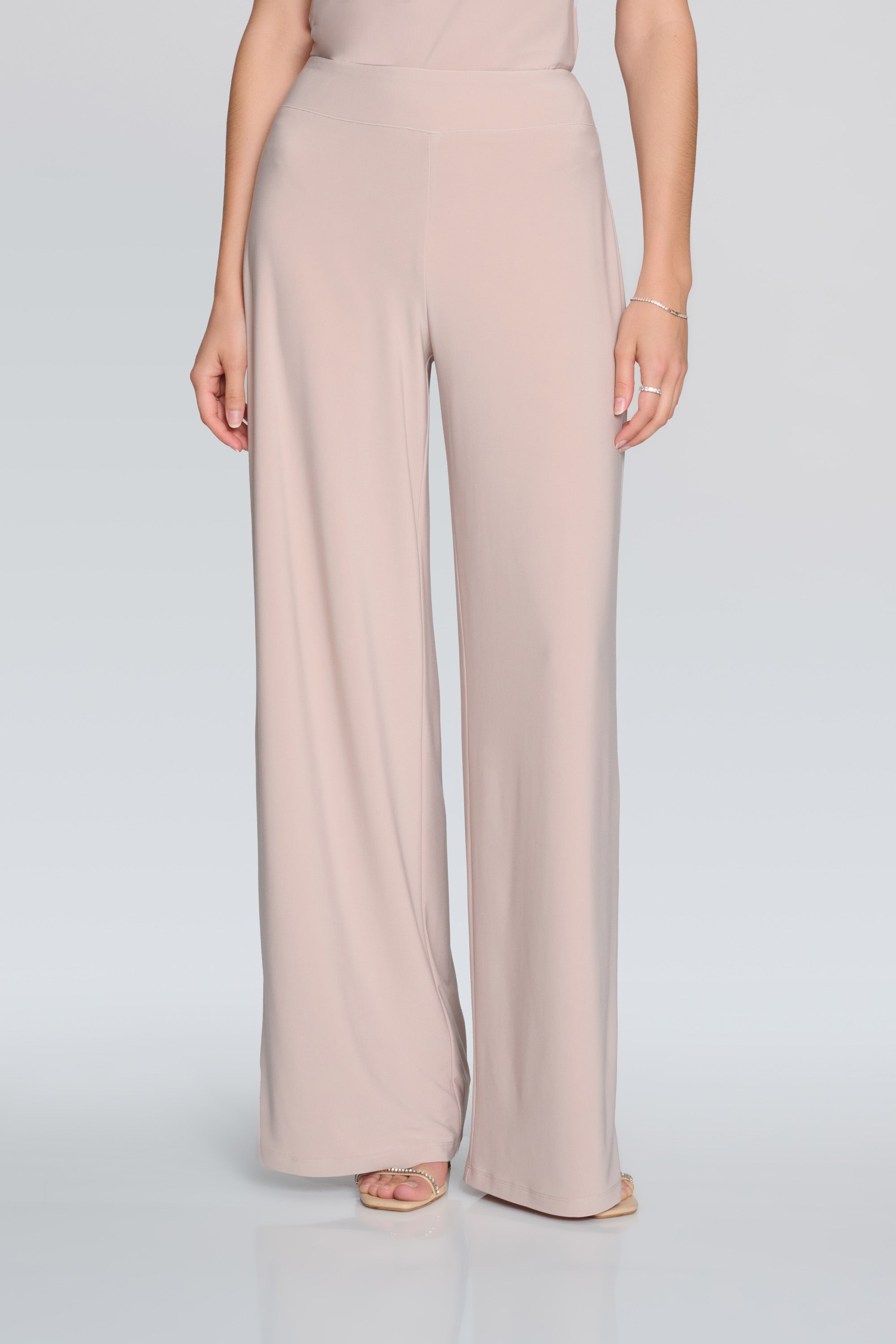 Signature | Wide Leg Pants