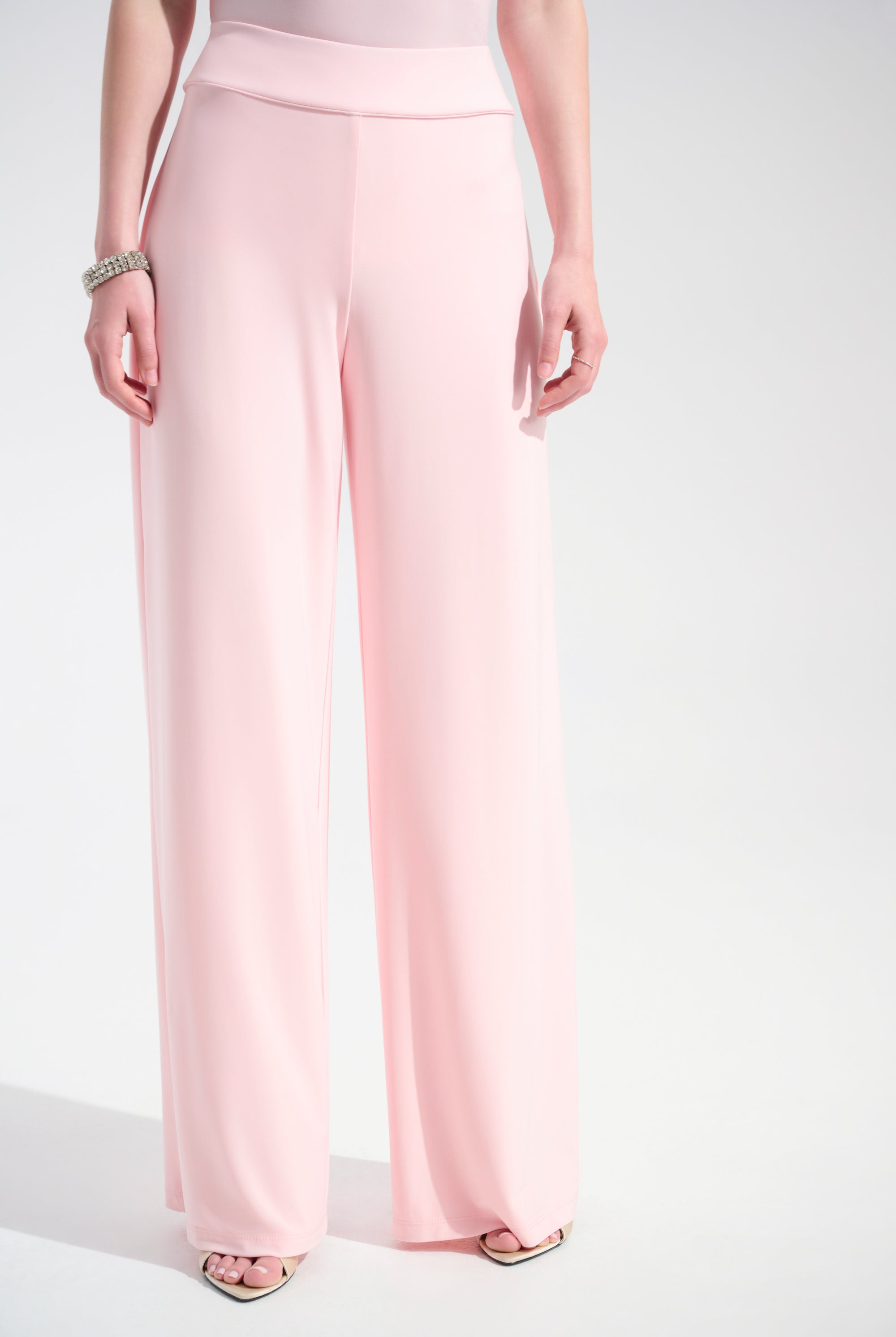 Signature | Wide Leg Pants