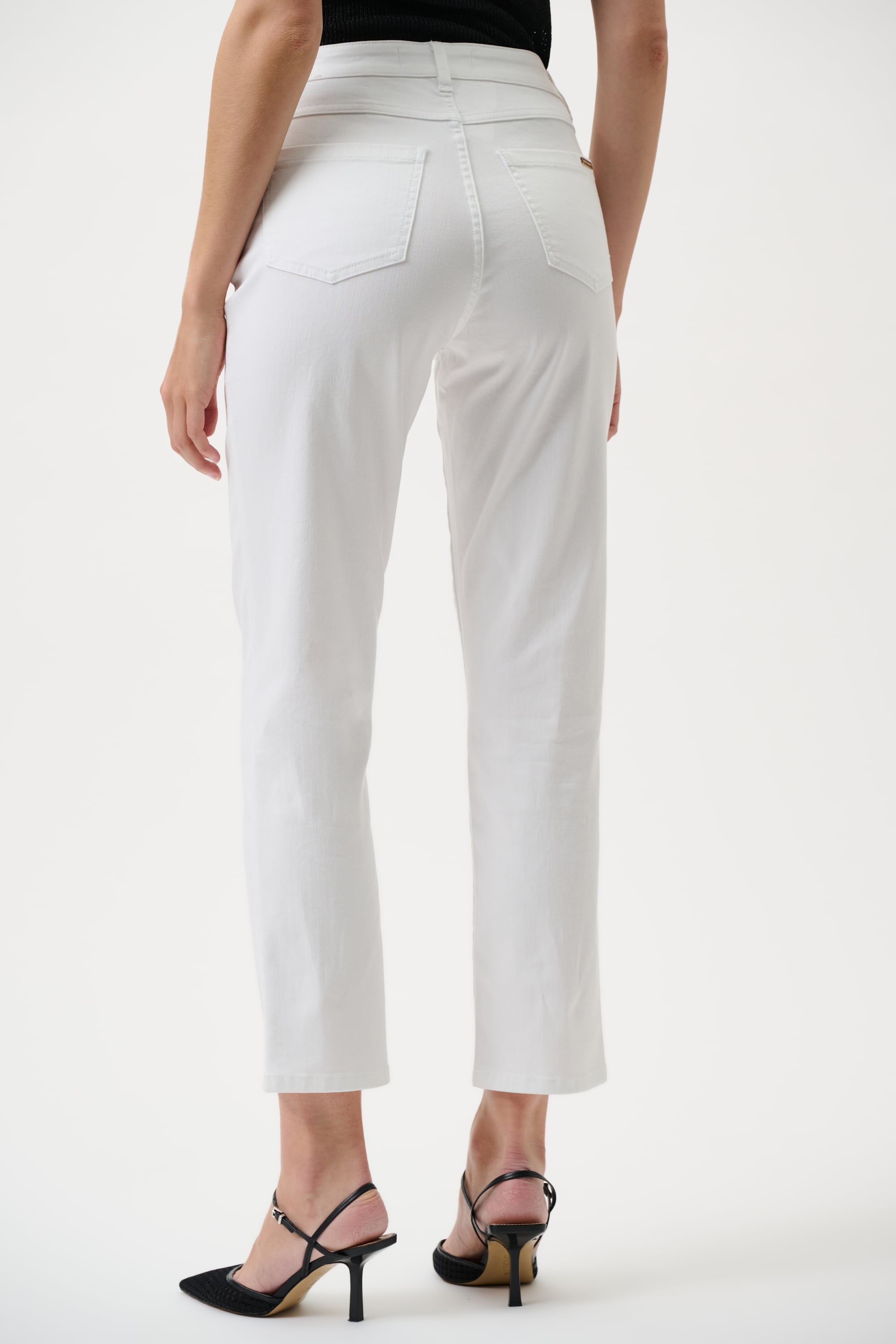 Gia | Classic Slim Fit Stretch Jeans