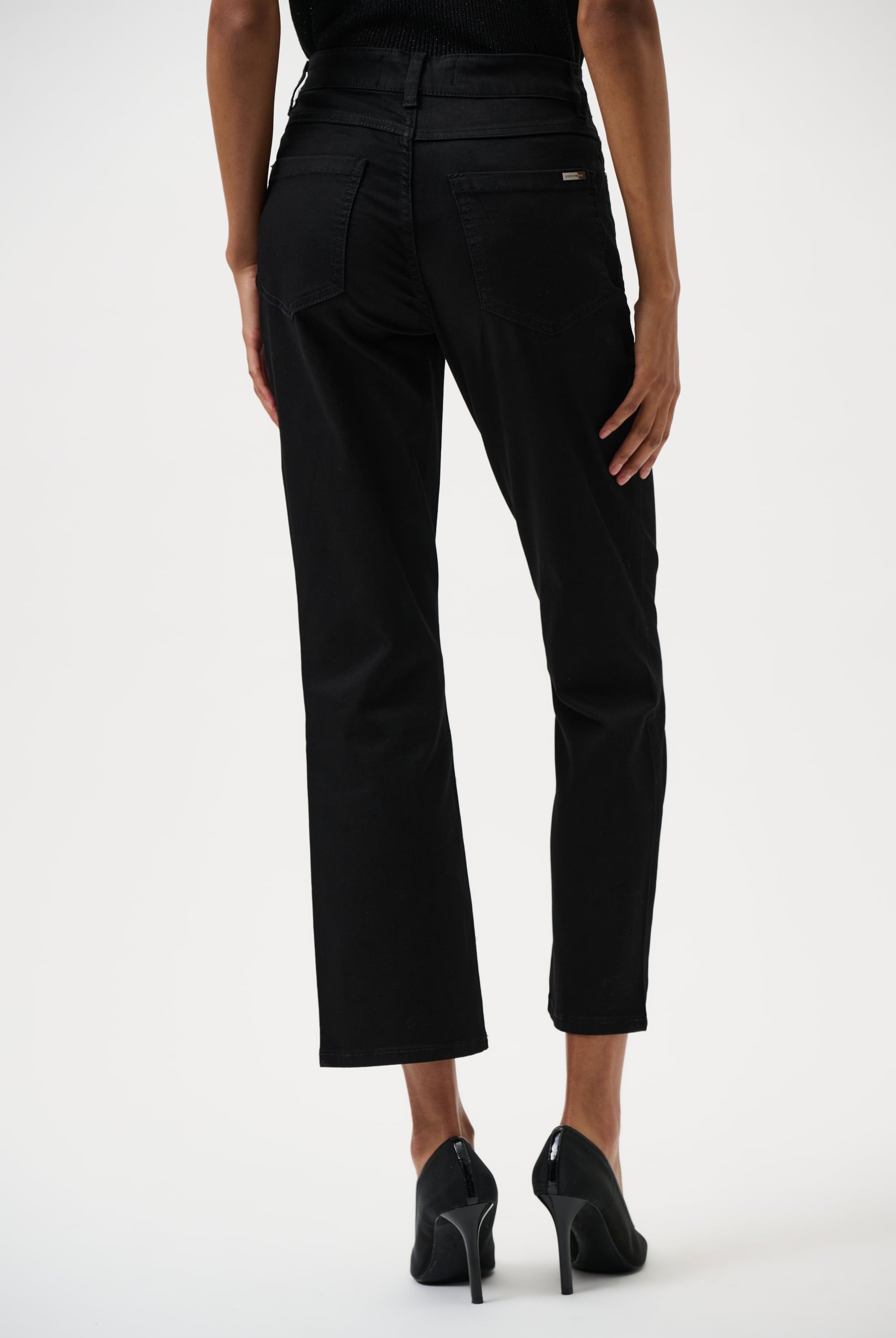 Margot | Classic Straight Leg Stretch Jeans