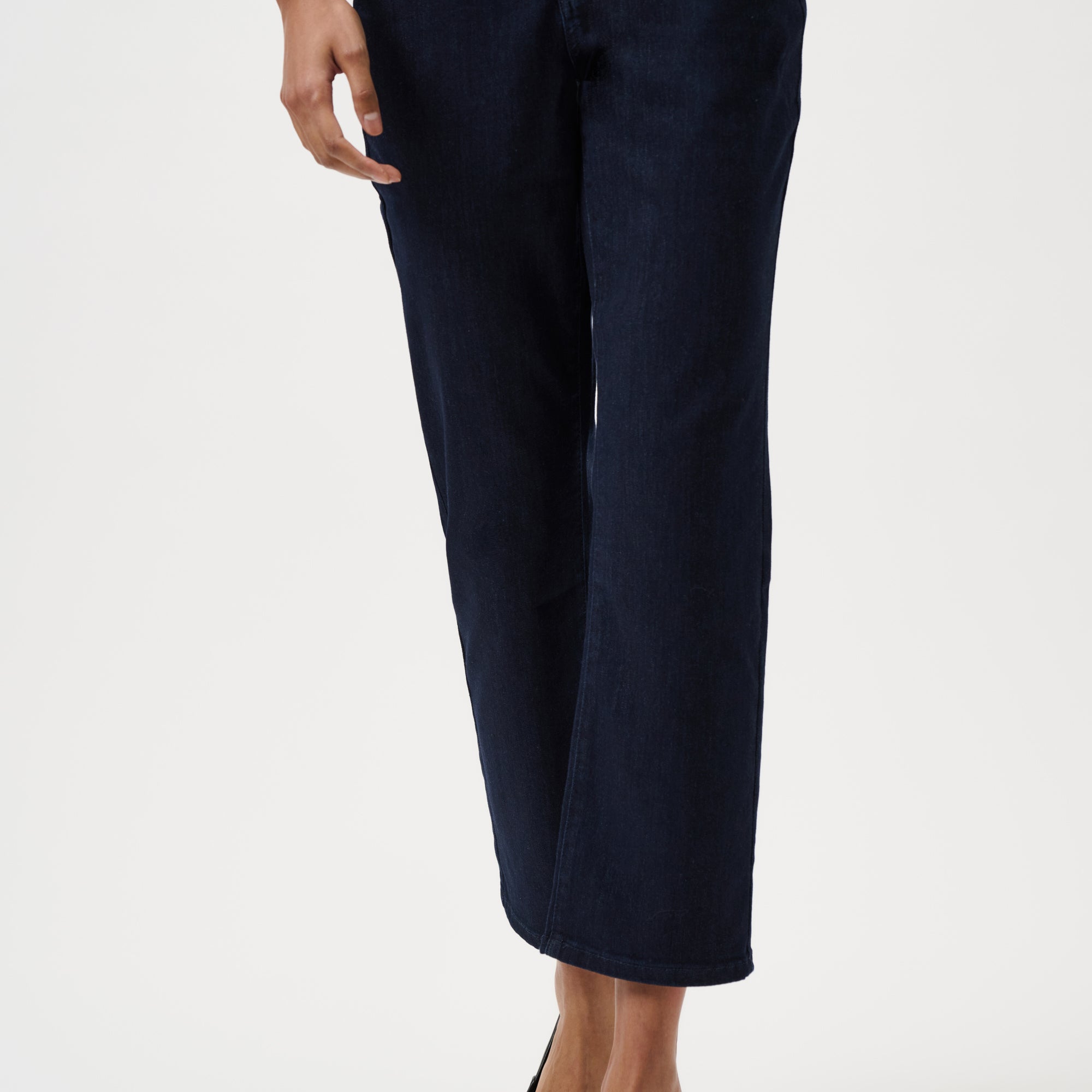 Joseph Ribkoff Margot | Classic Straight Leg Stretch Jeans-252926