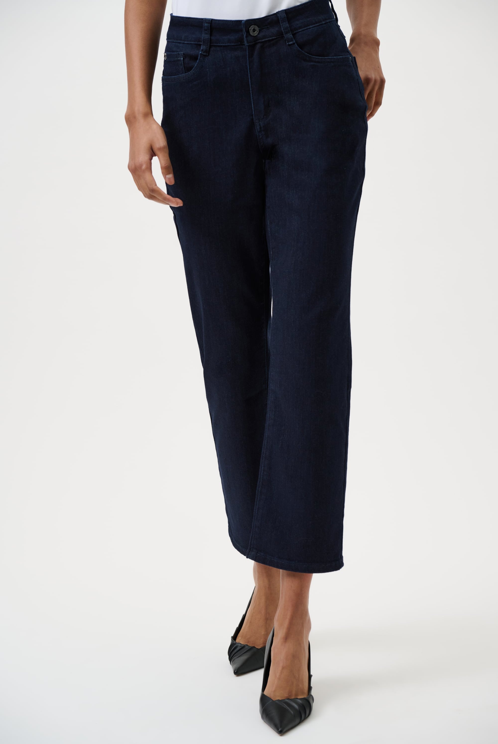 Margot | Classic Straight Leg Stretch Jeans