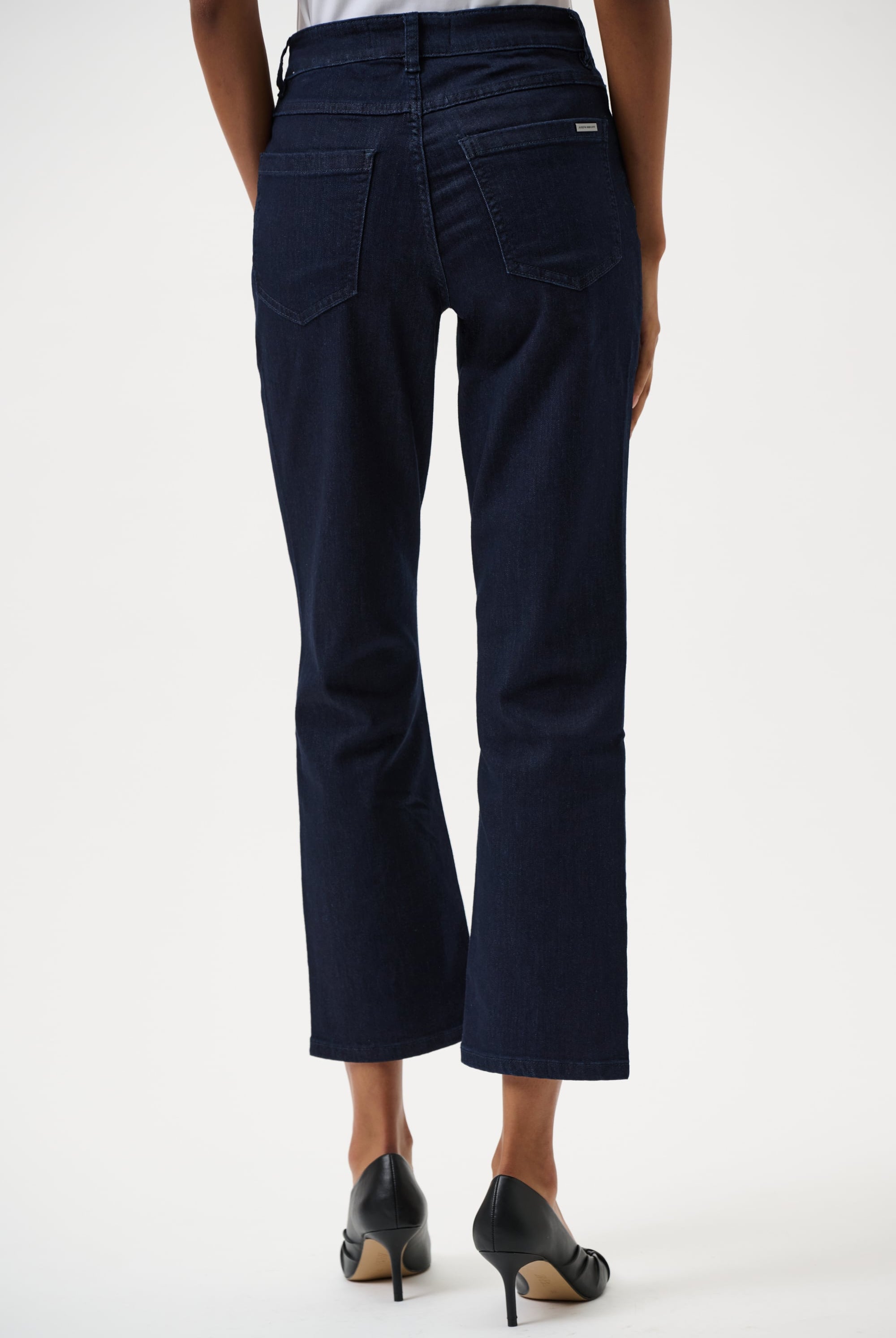 Margot | Classic Straight Leg Stretch Jeans