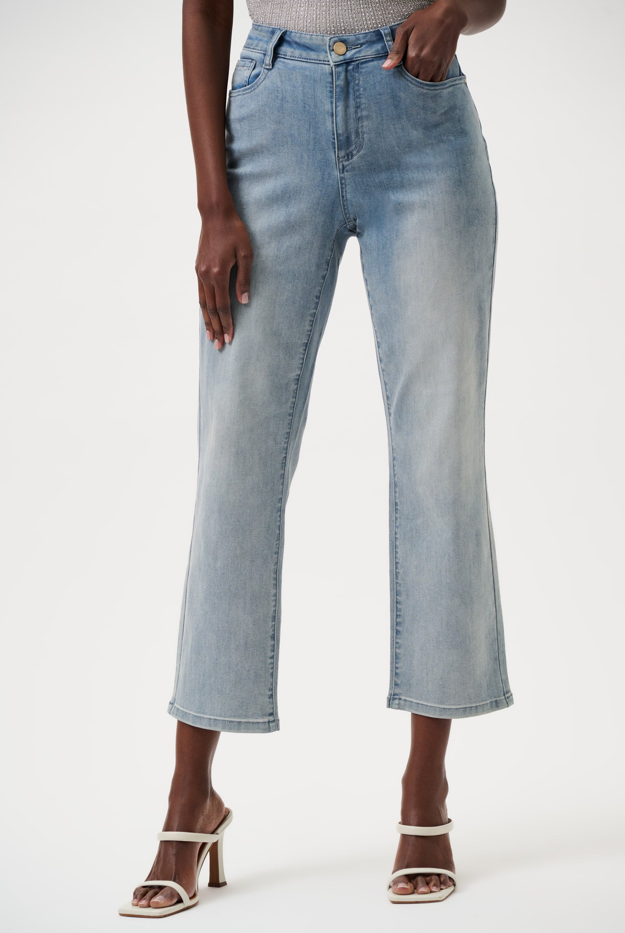 Margot | Classic Straight Leg Stretch Jeans