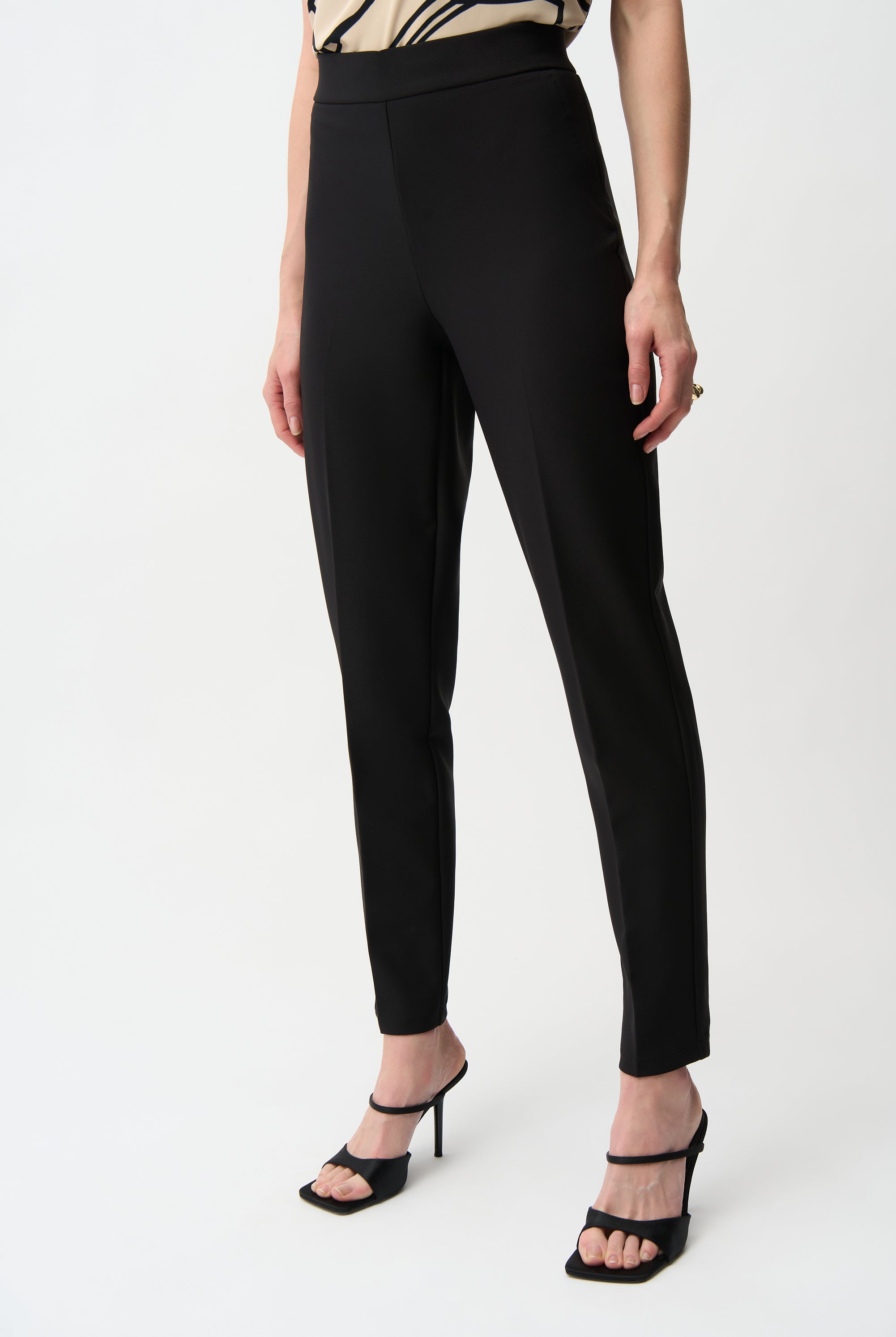Lux Twill Pull-On Slim Fit Pants