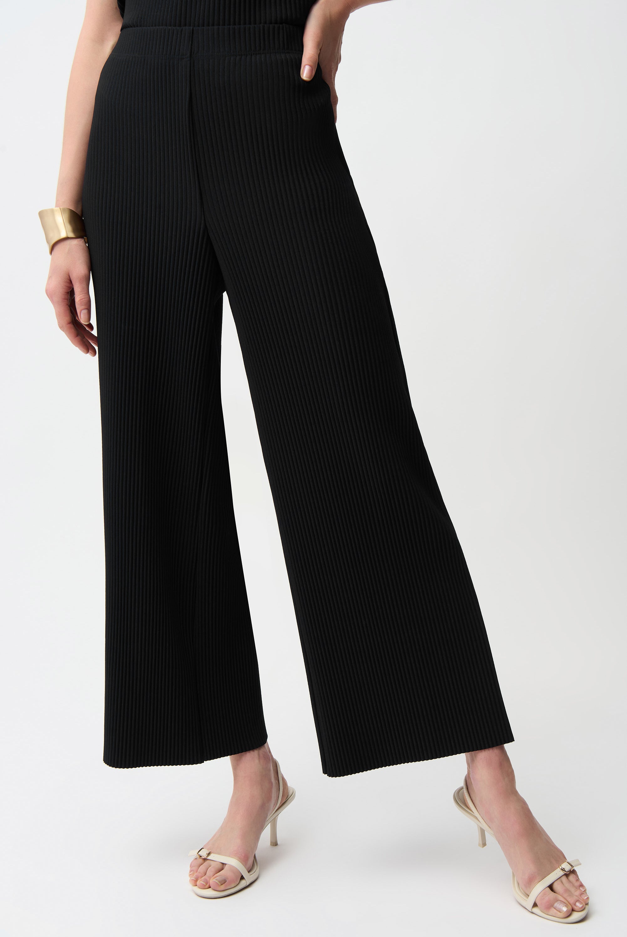 Pleated Scuba Crepe Wide Leg Pull-On Pants