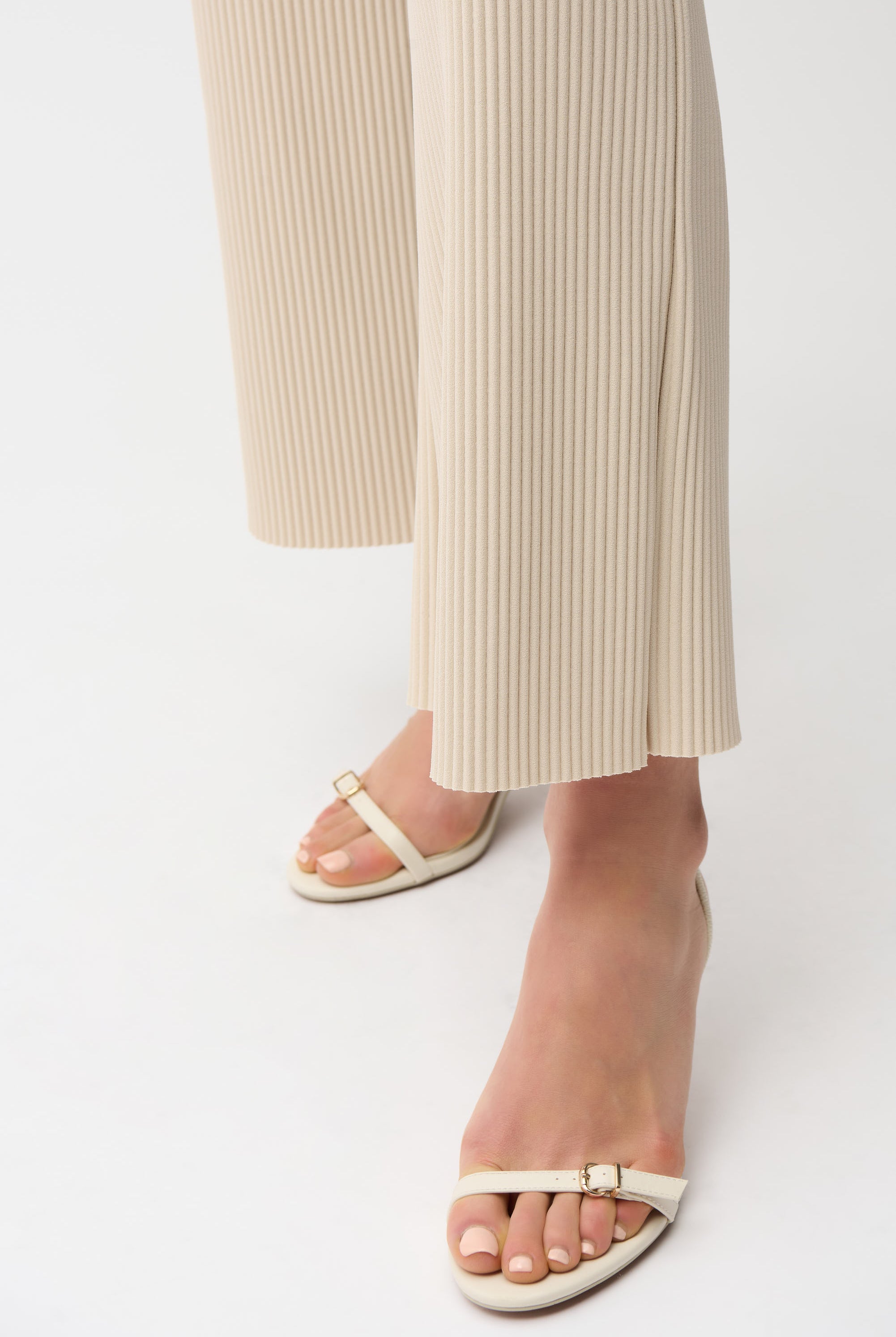 Pleated Scuba Crepe Wide Leg Pull-On Pants