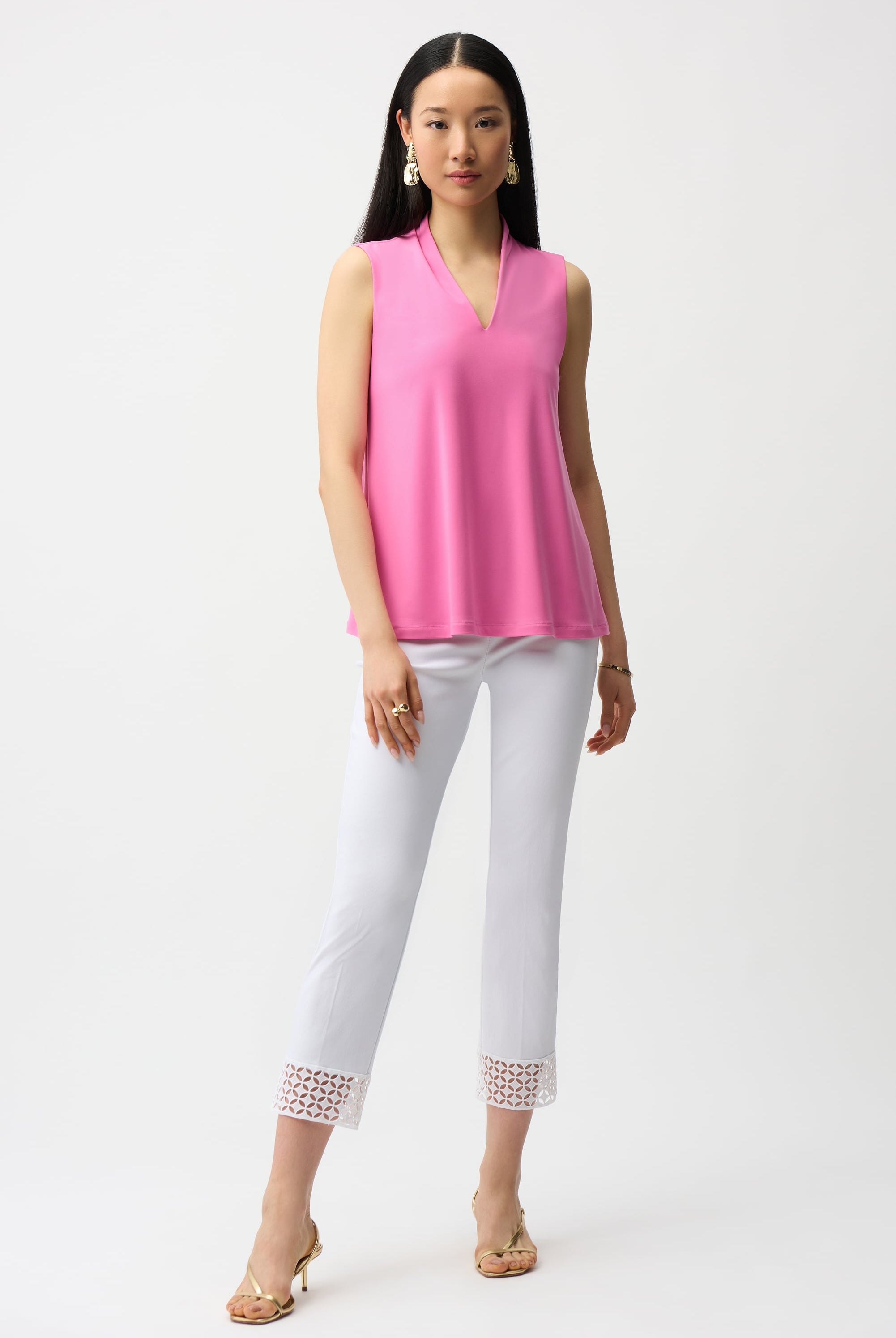 Silky Knit Sleeveless Trapeze Top With V-necklineline