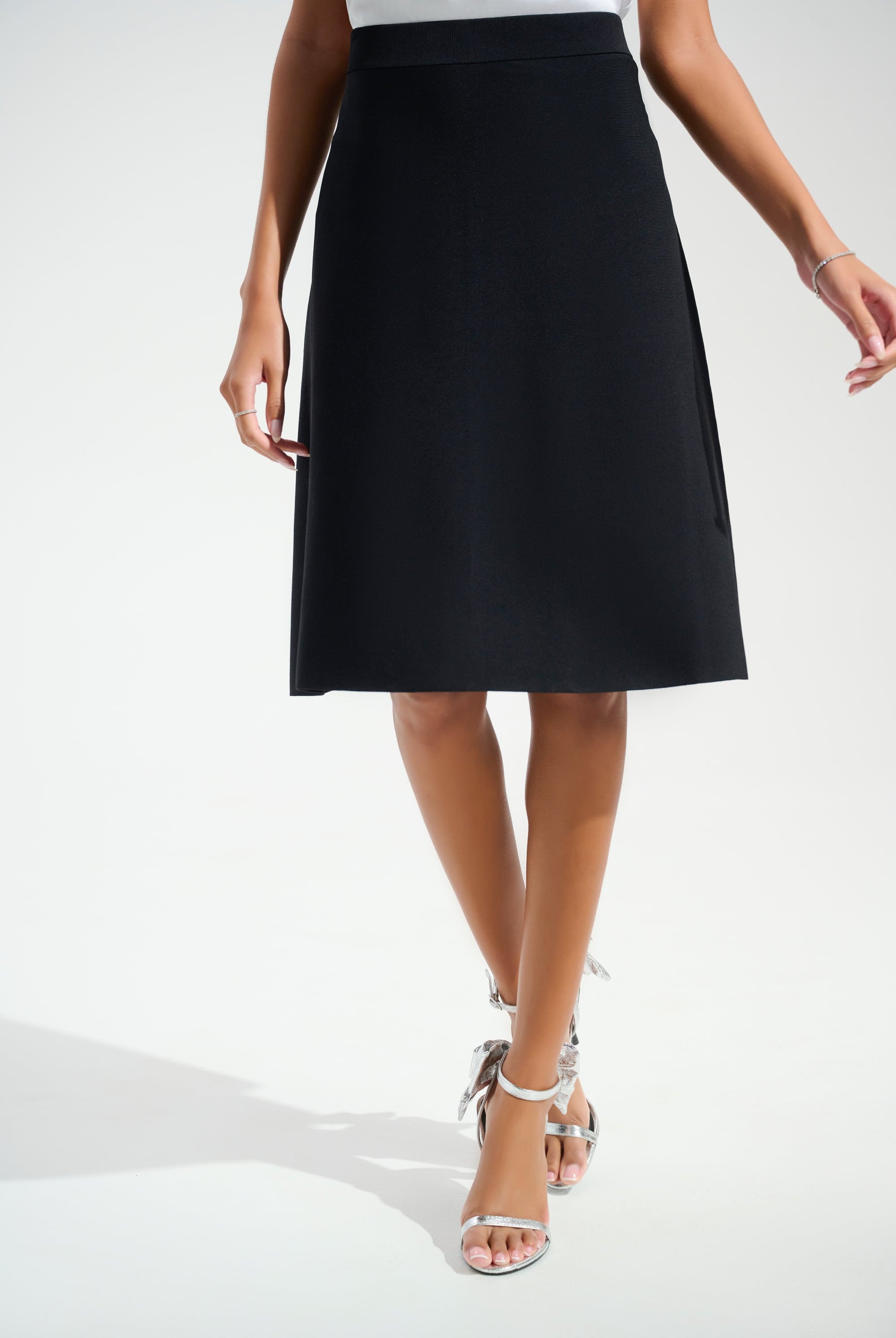 Signature | Viscose Sweaterknit A-Line Skirt