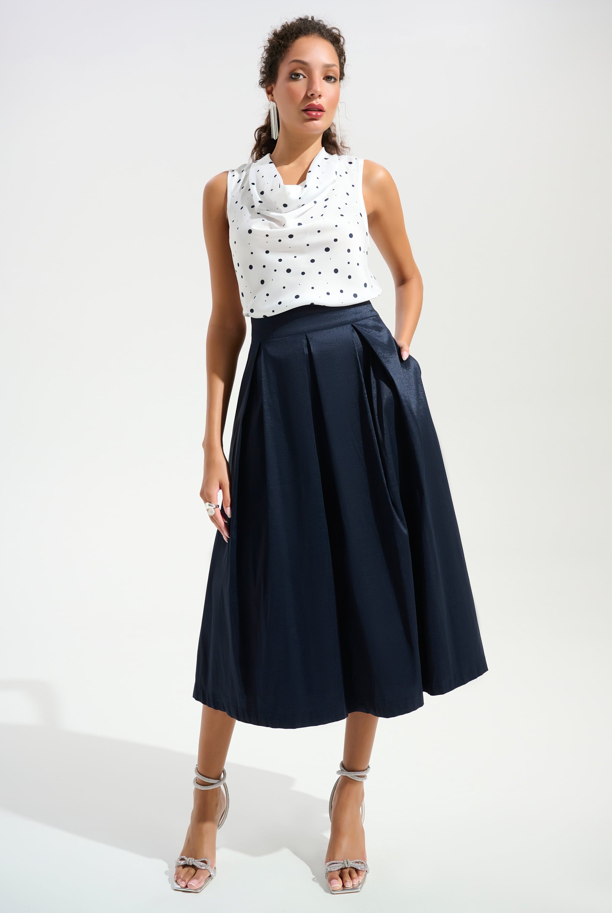 Signature | |Stretch Taffeta Flared Skirt With Box Pleats