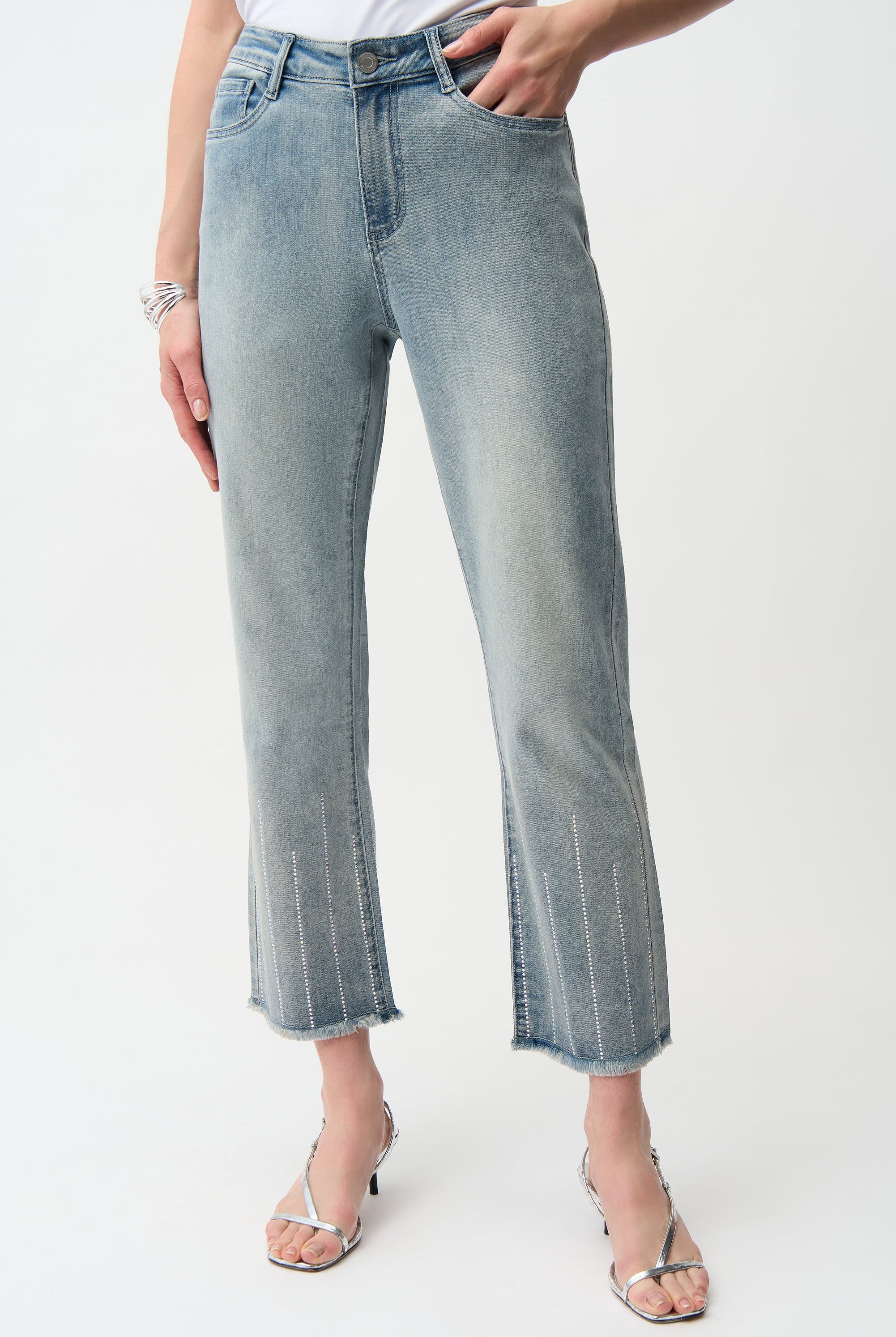 Straight Crop Jeans With Rhinestones