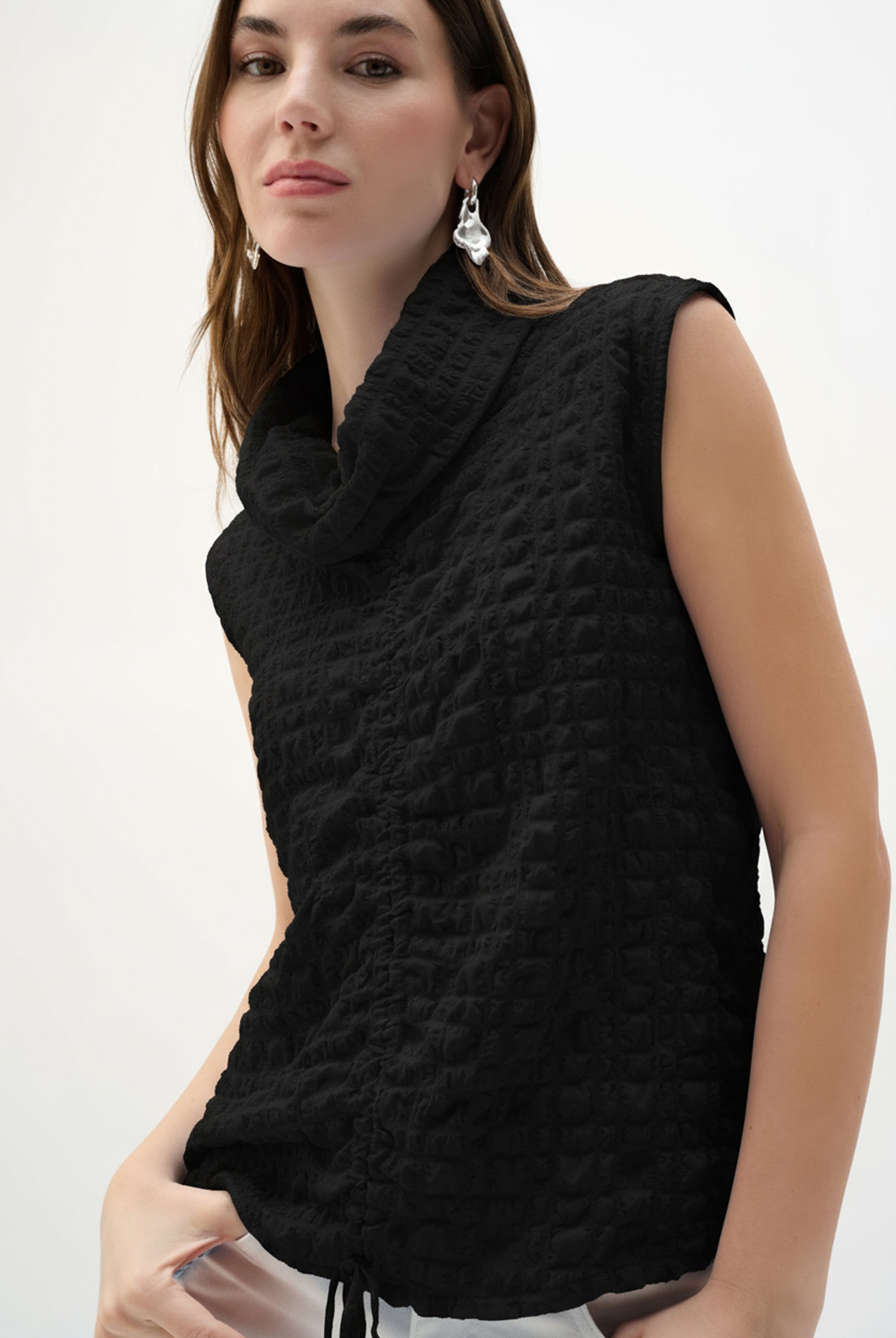 Bubble Jacquard Straight Top With Cowl Collar