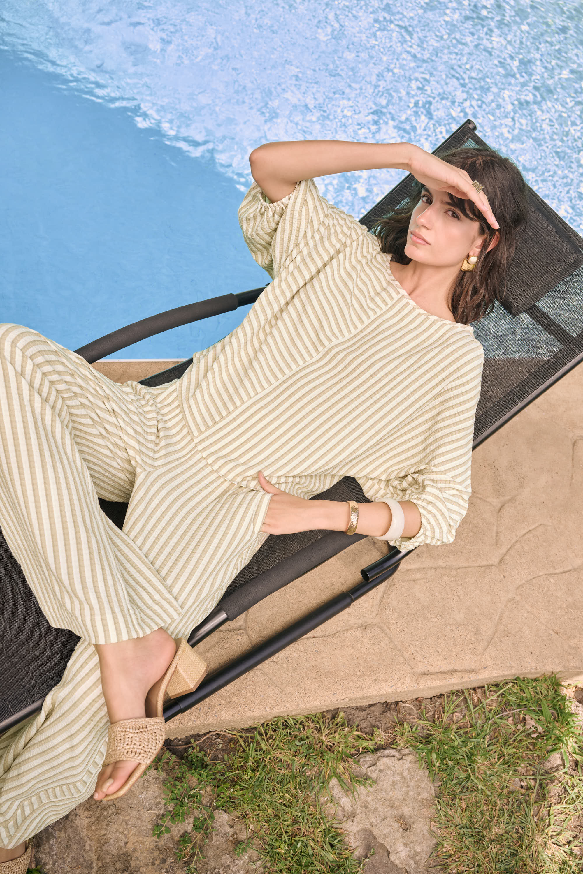 Woven Stripe Wide Leg Pull-On Pants