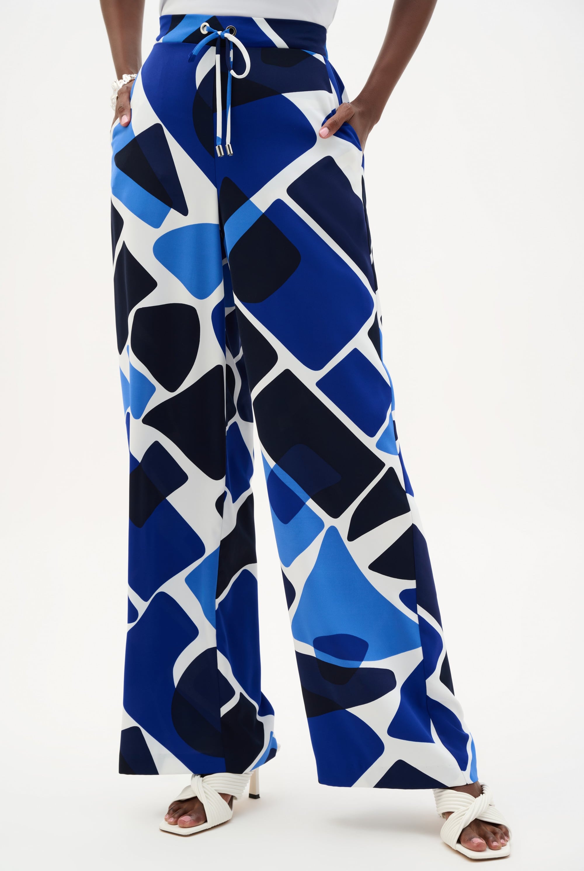 Recycled Woven Geometric Print Wide Leg Pull-On Pants