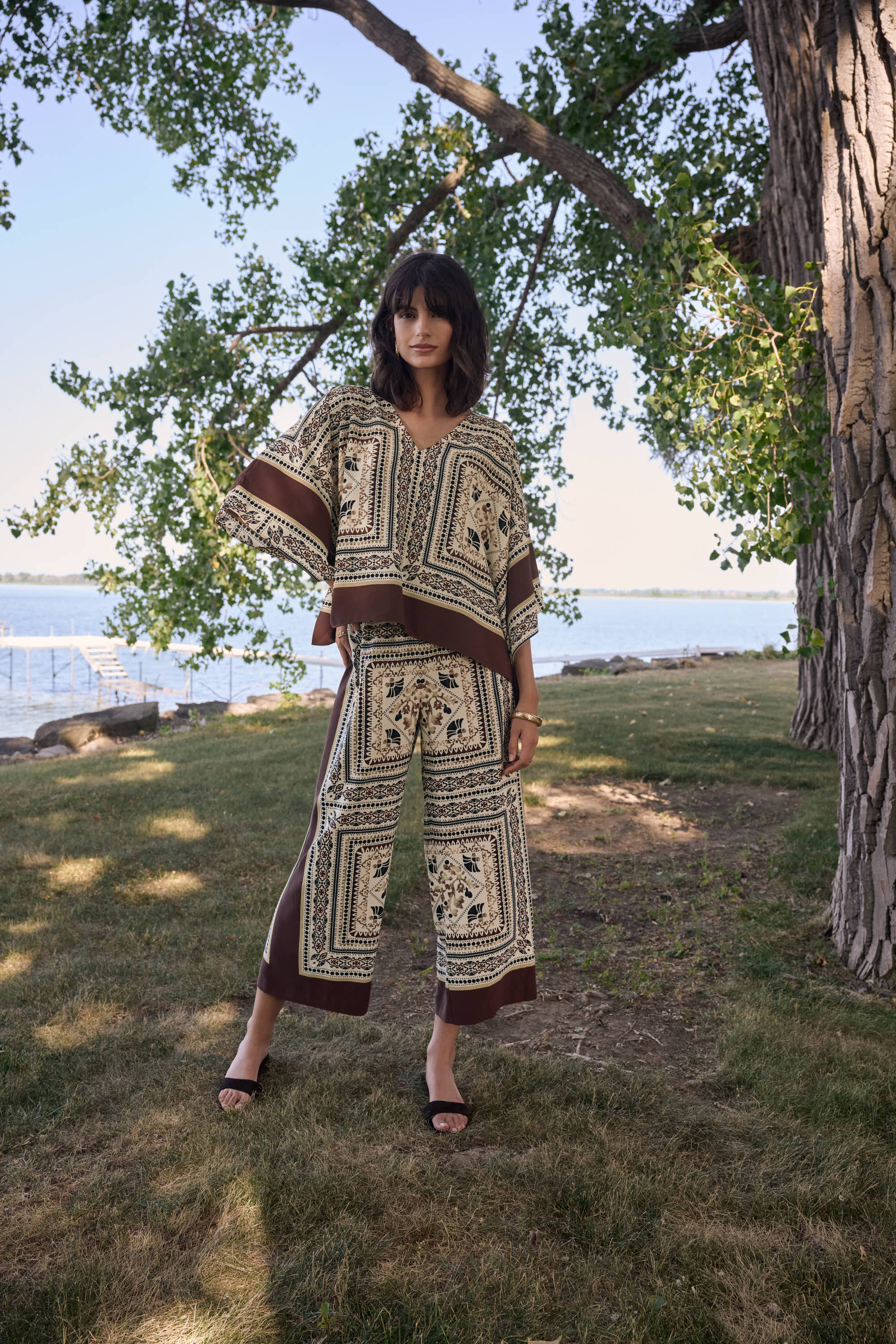 Scarf Print Wide-Leg Pull-On Pants