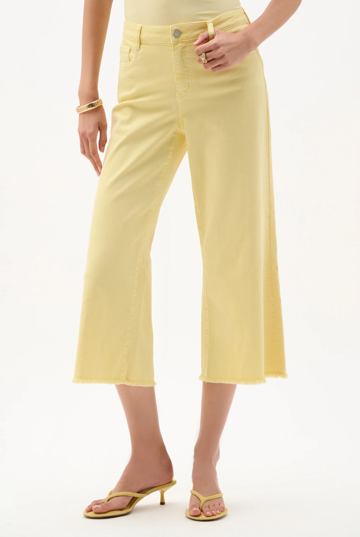 Joseph Ribkoff Goldie | Featherweave Denim Wide Leg Cropped Jeans- 262918B, colour 4522