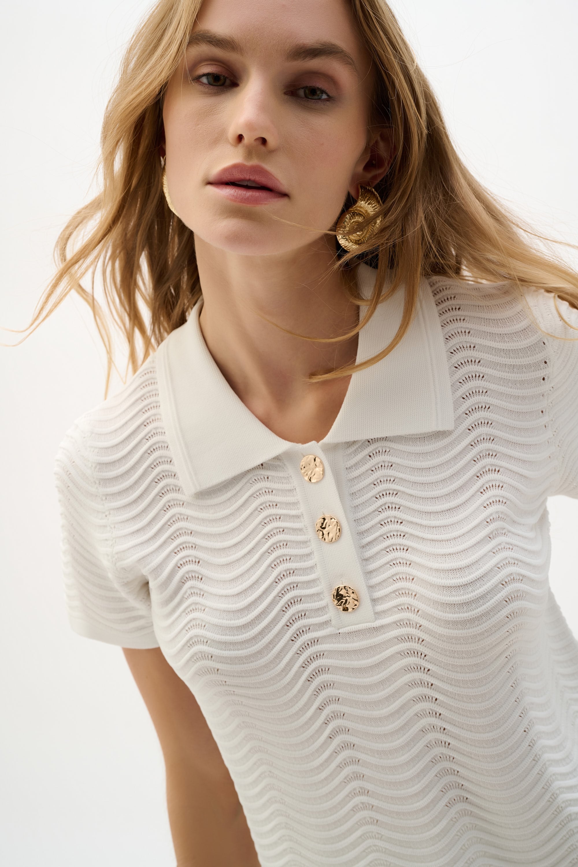 Textured Viscose Sweater Knit Short Sleeve Shirt