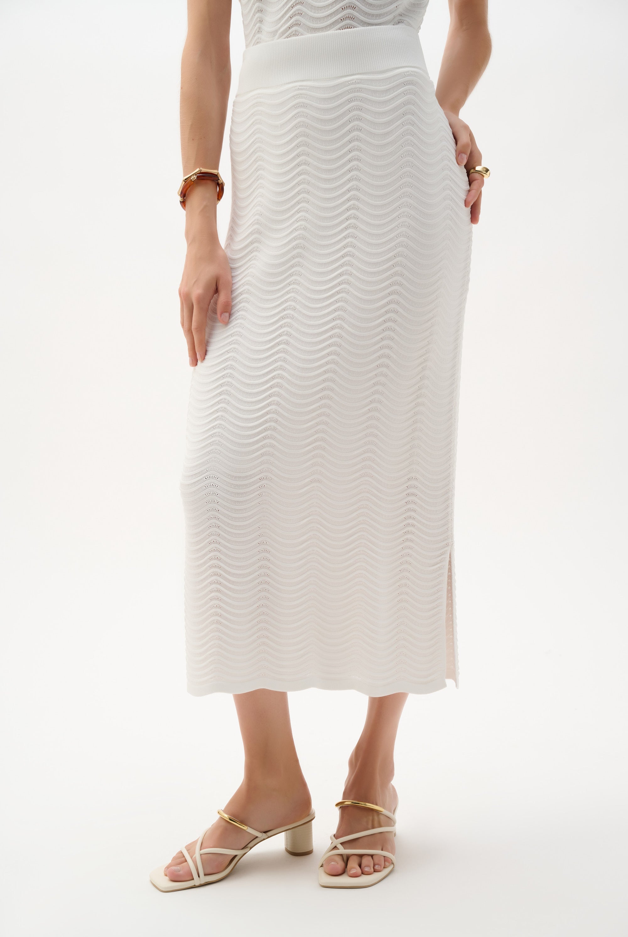 Textured Viscose Sweater Knit Pencil Skirt