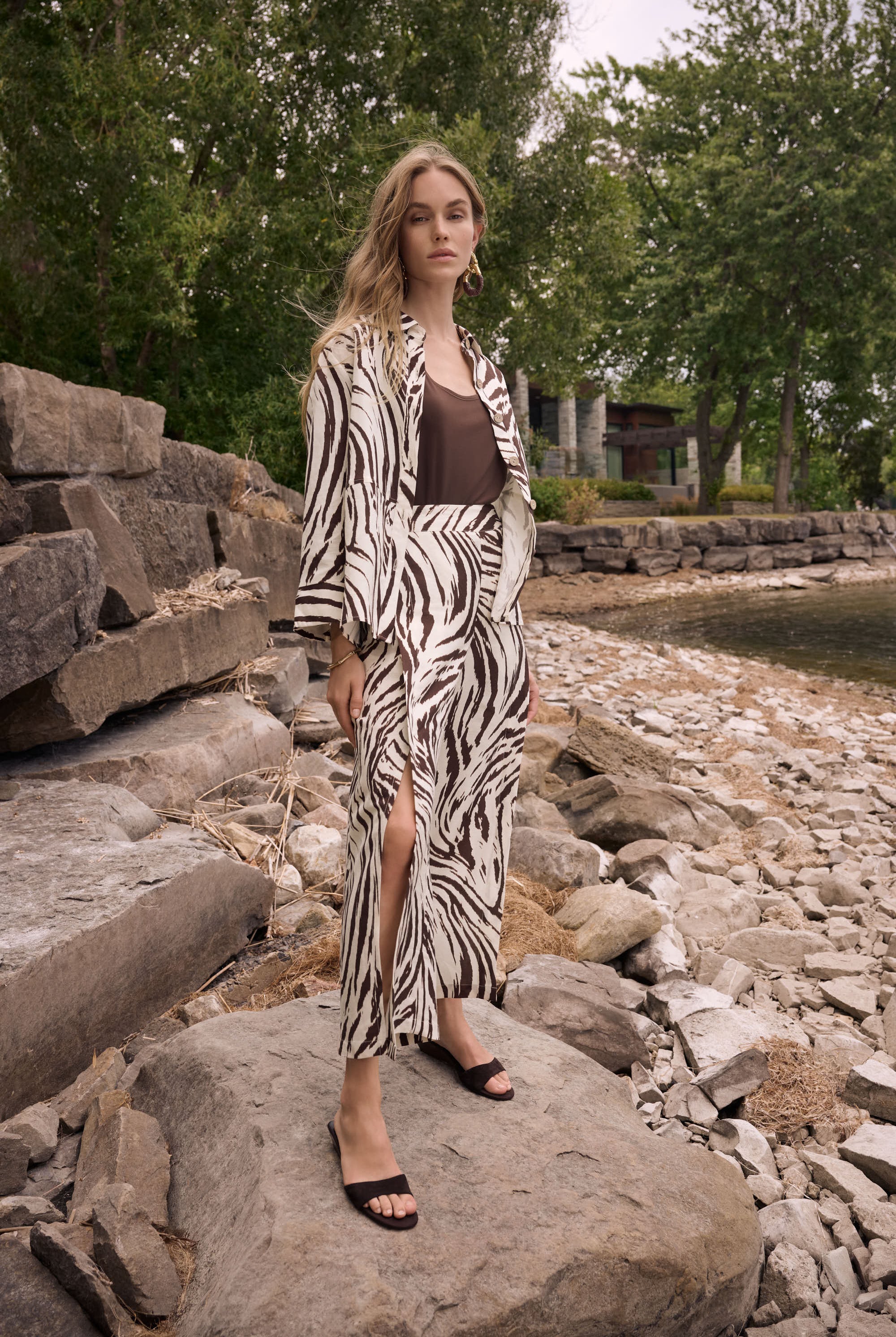 Linen Blend Animal Print Culotte Pants With Pleats