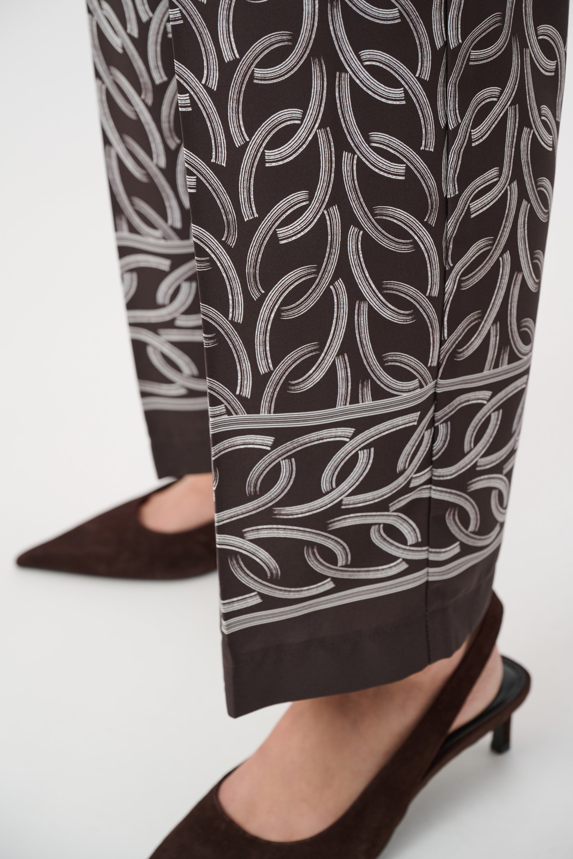 Recycled Woven Chain Print Pull-On Pants
