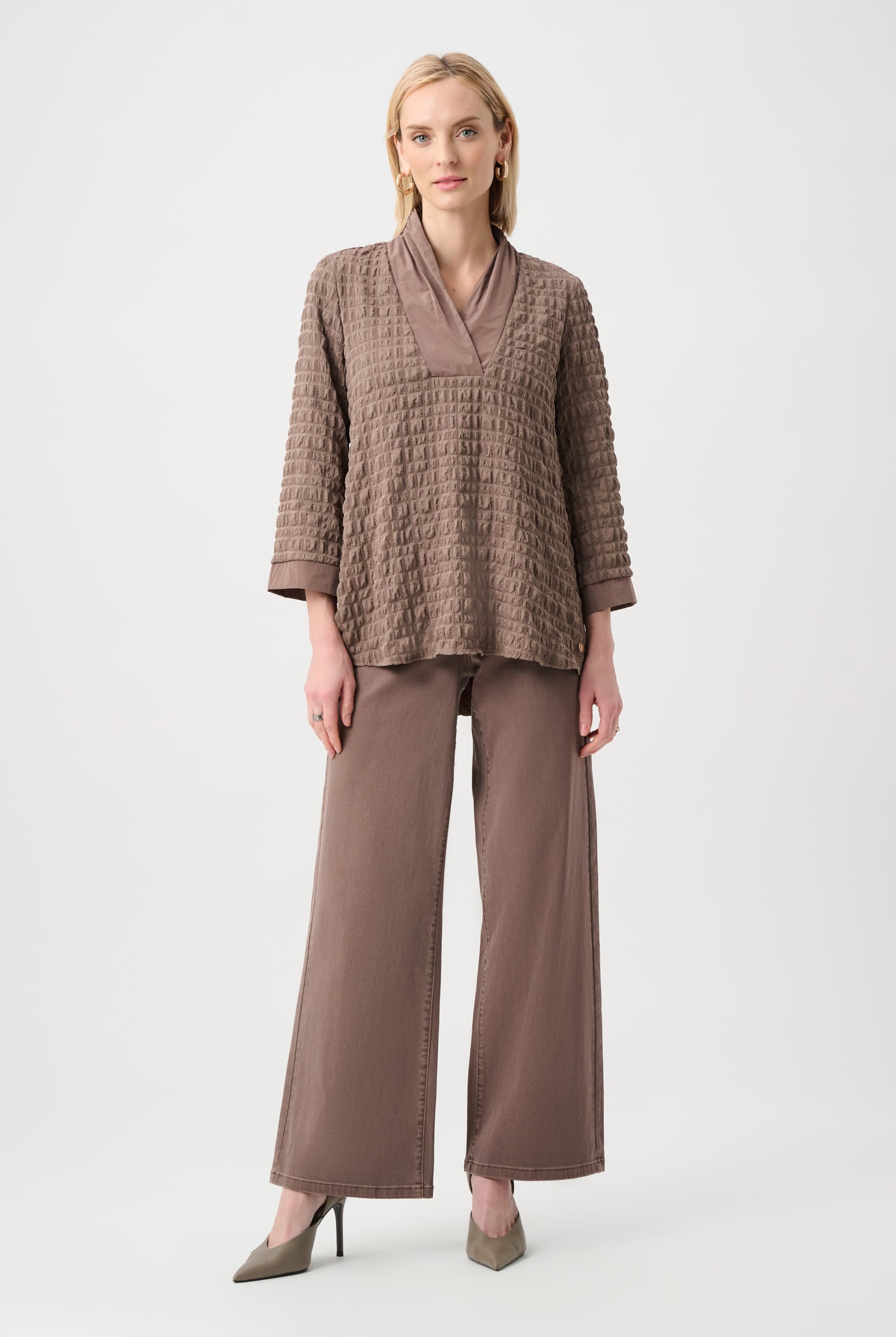 Bubble Jacquard & Memory Straight Top