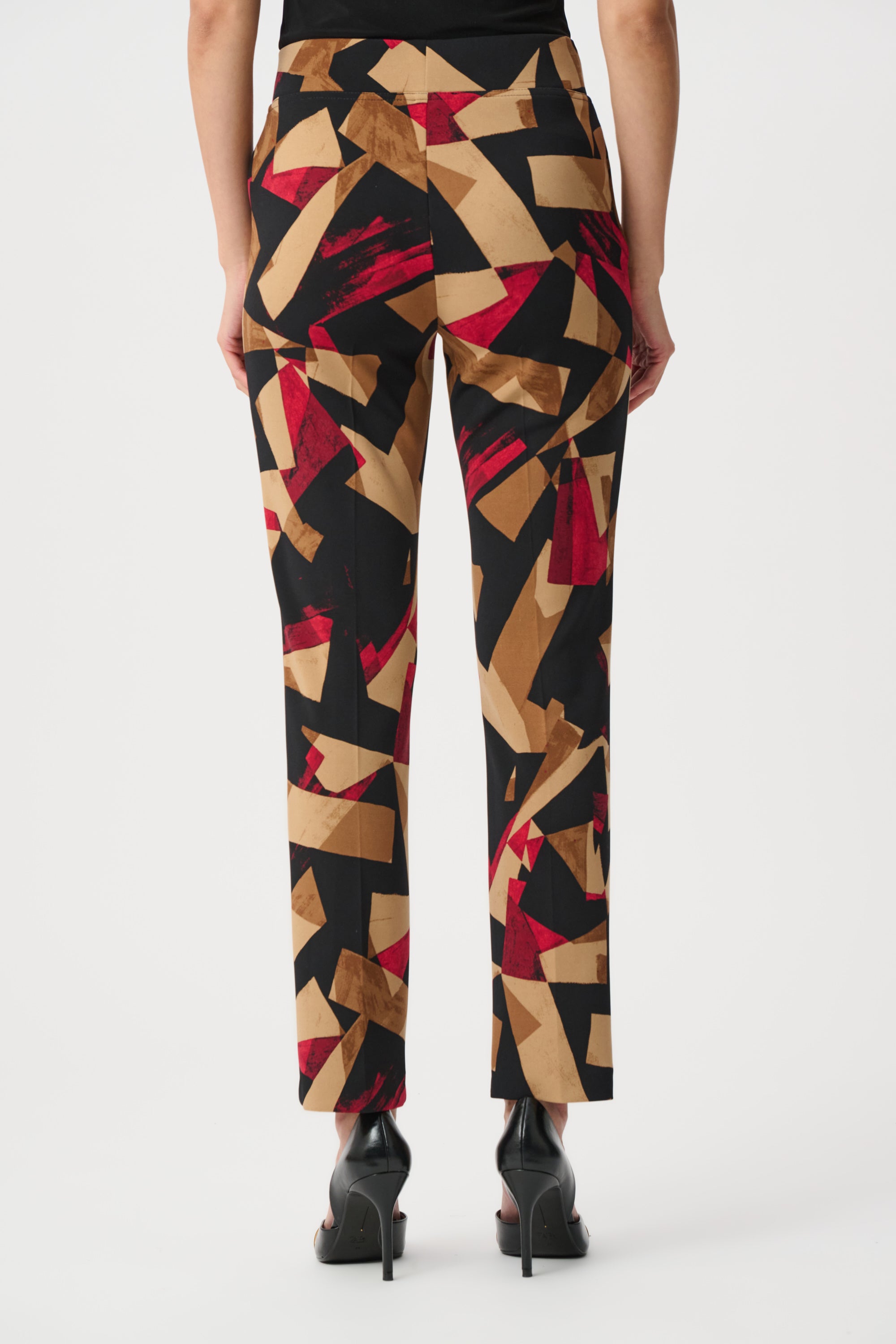 Silky Knit Abstract Print Straight Pull-On Pant