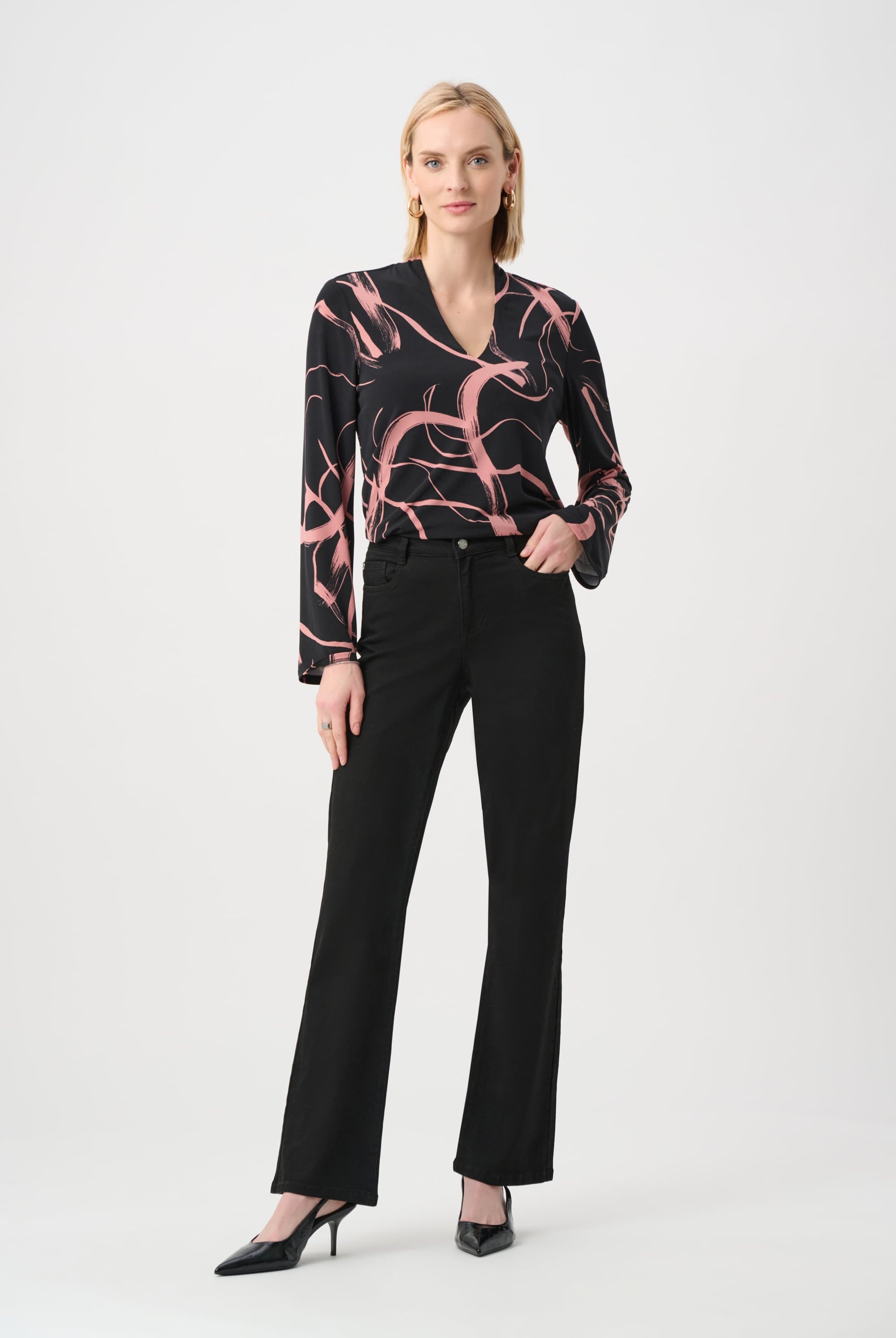 Silky Knit Abstract Print Straight Top