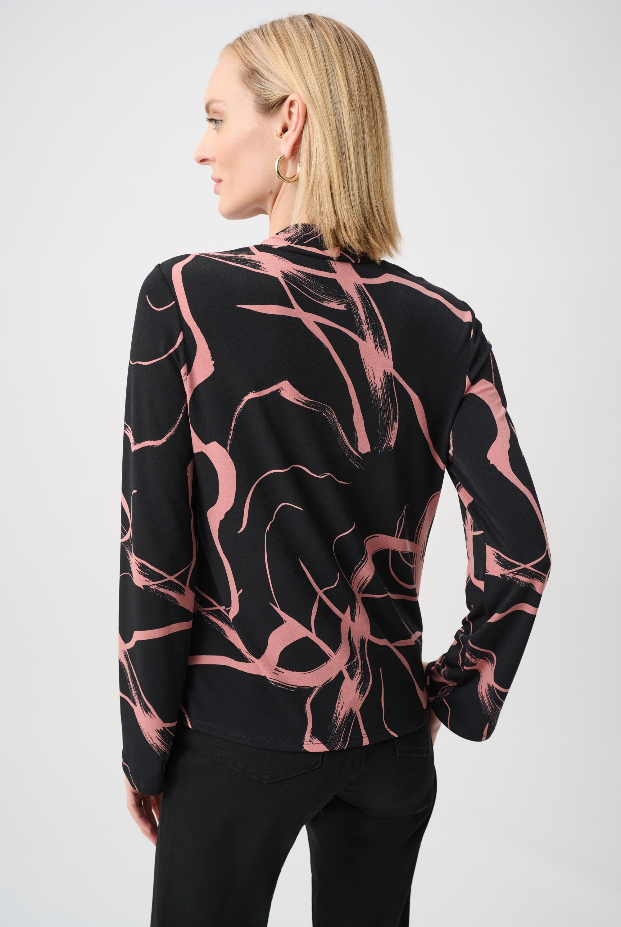 Silky Knit Abstract Print Straight Top