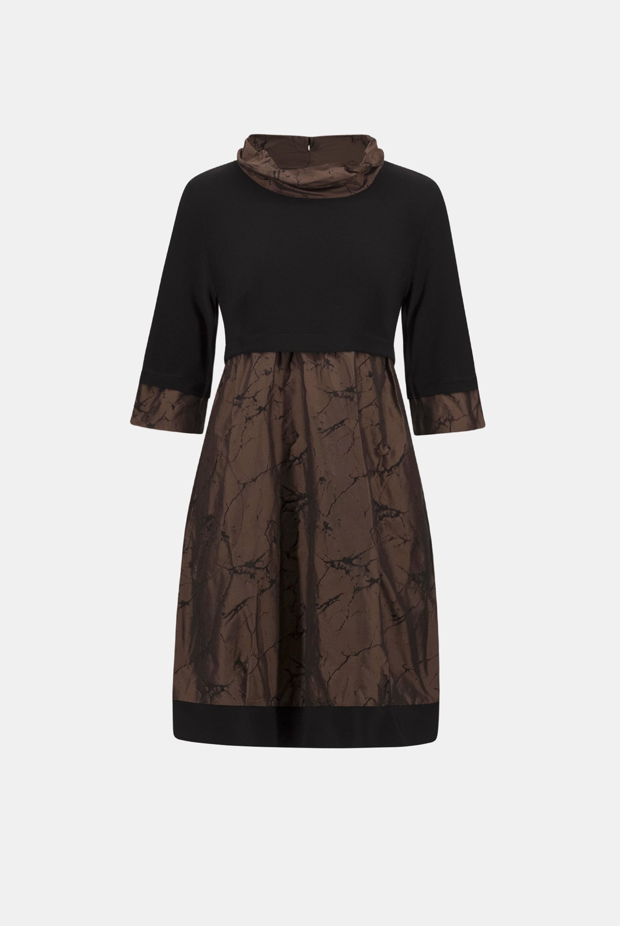 Jacquard Memory & Silky Knit cocoon Dress