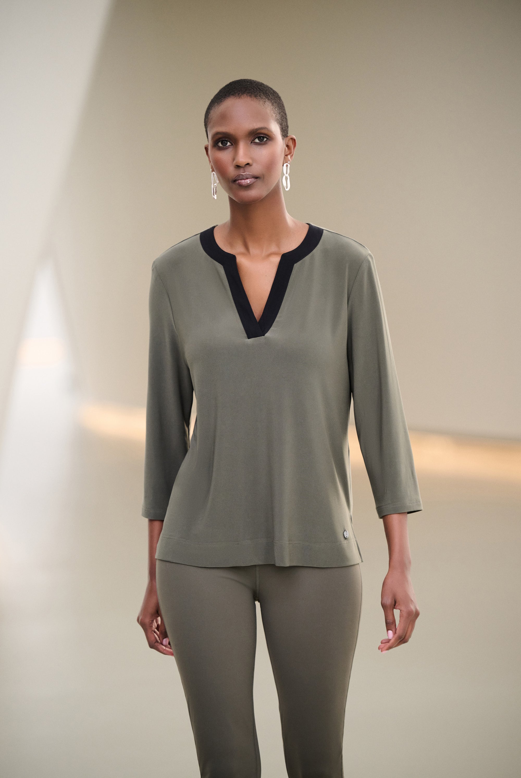 Silky Knit Color Block Straight Top
