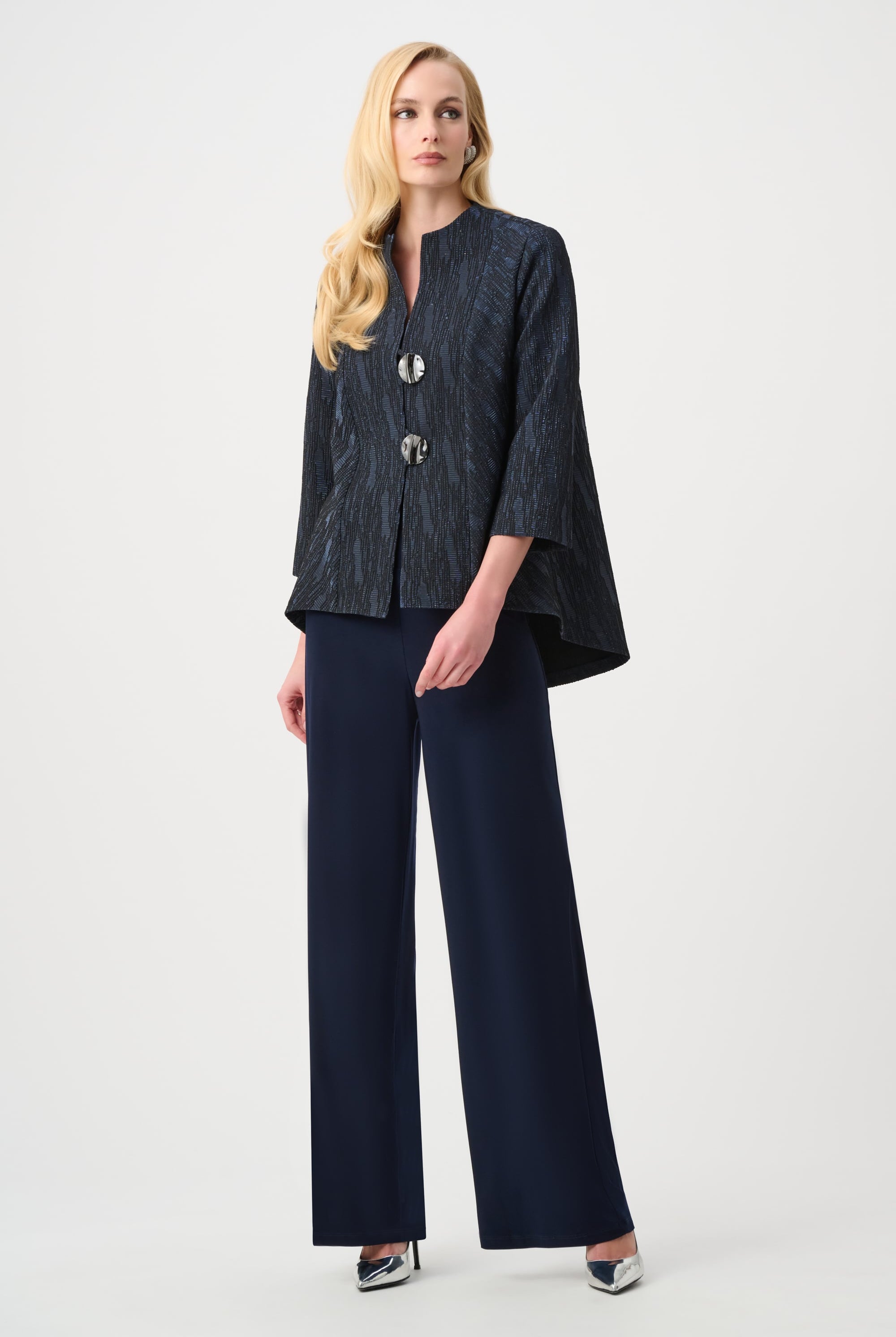 Signature | Foil-Textured Jacquard Trapeze Jacket