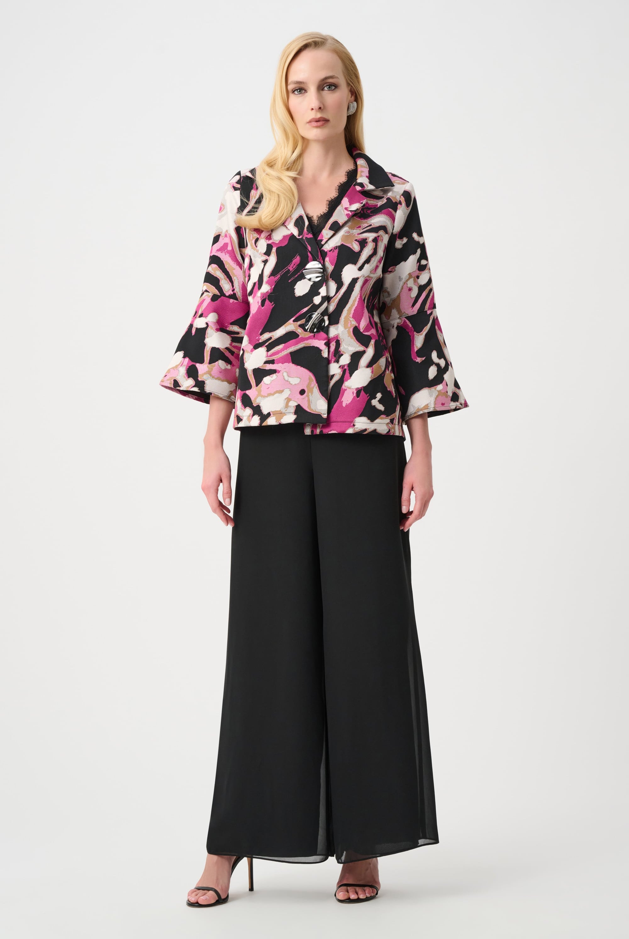 Signature | Jacquard Abstract Print Trapeze Jacket