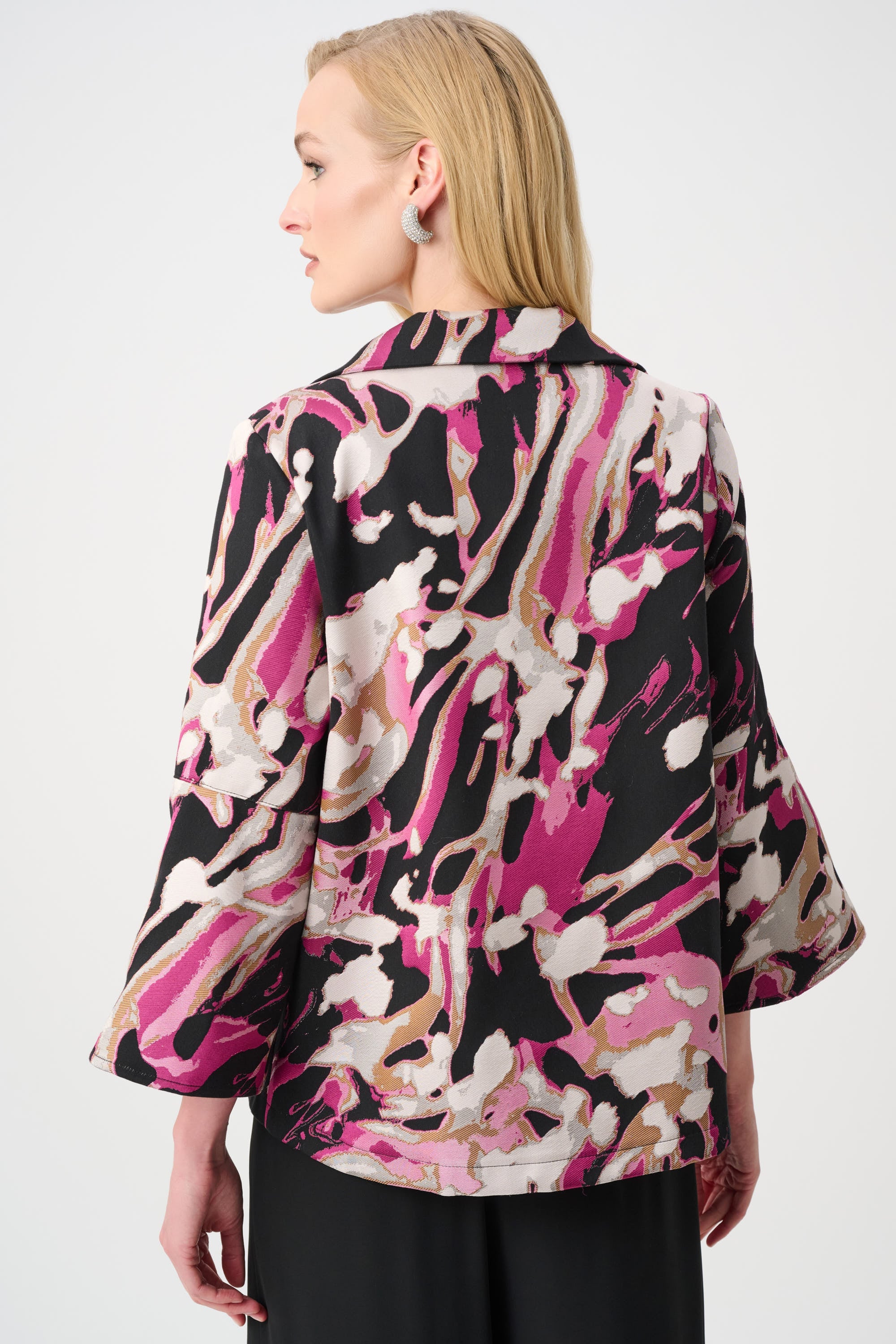 Signature | Jacquard Abstract Print Trapeze Jacket