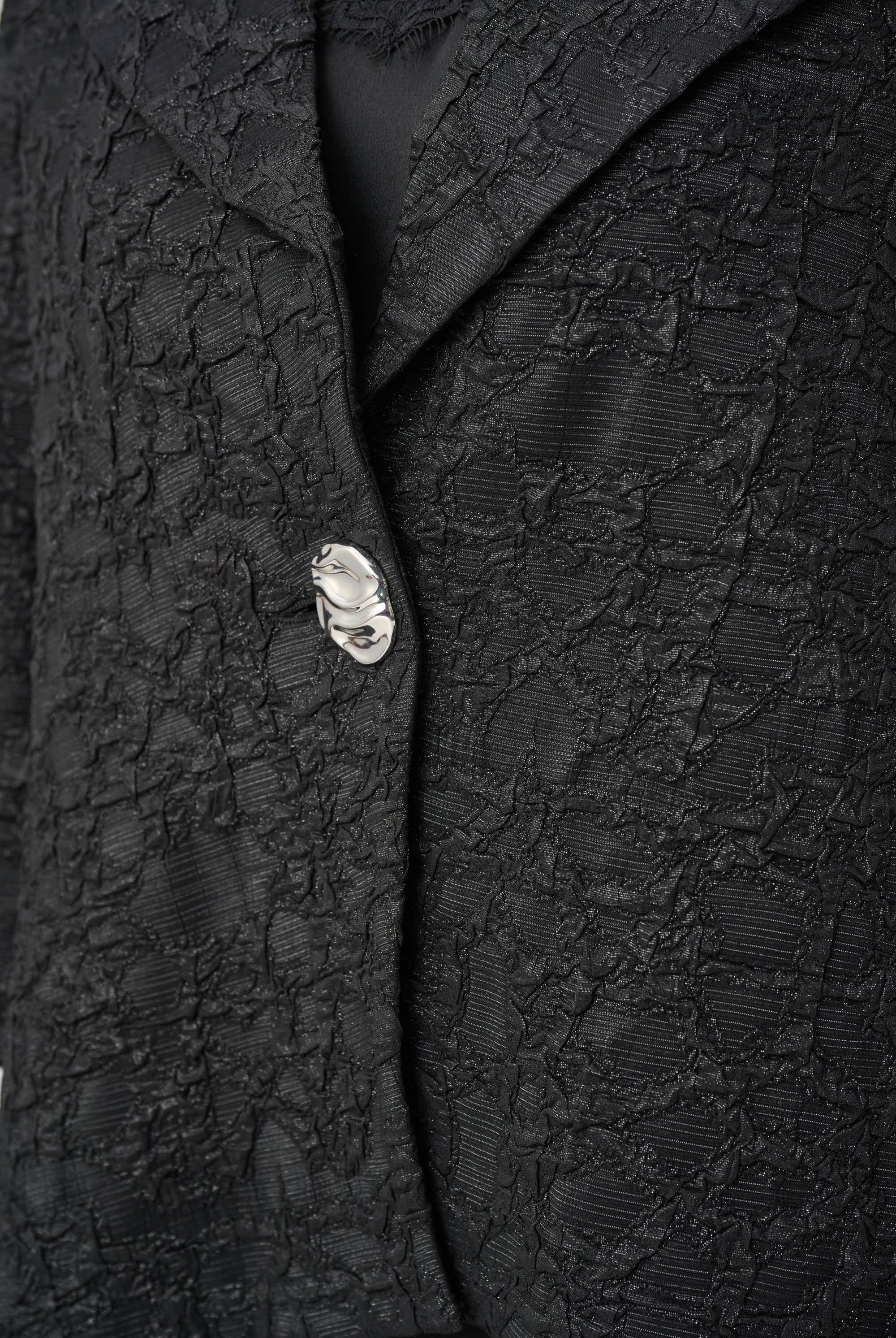 Signature | Lurex Textured Jacquard Lapel-Collar Trapeze Jacket