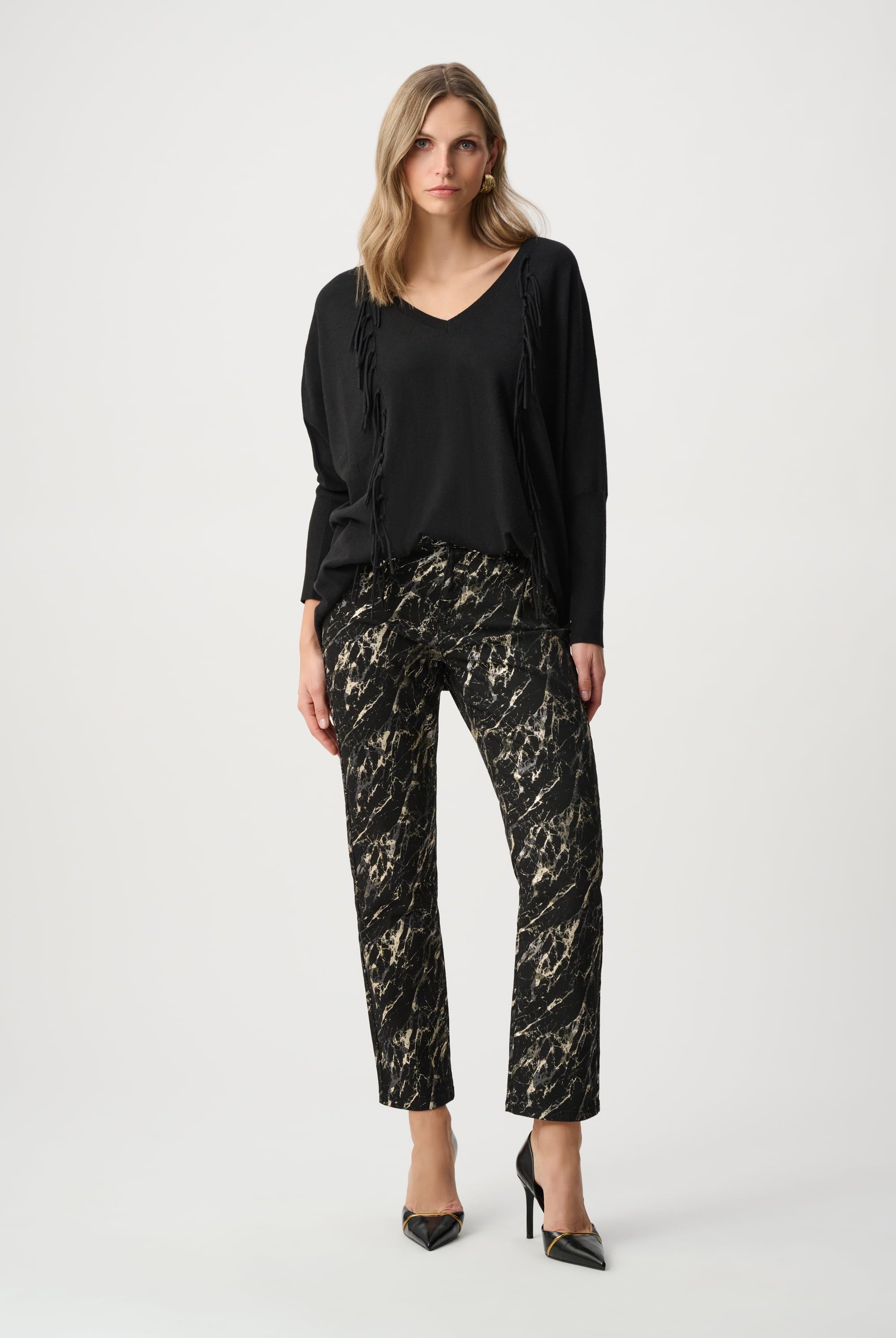 Viscose Knit Fringed Sweater