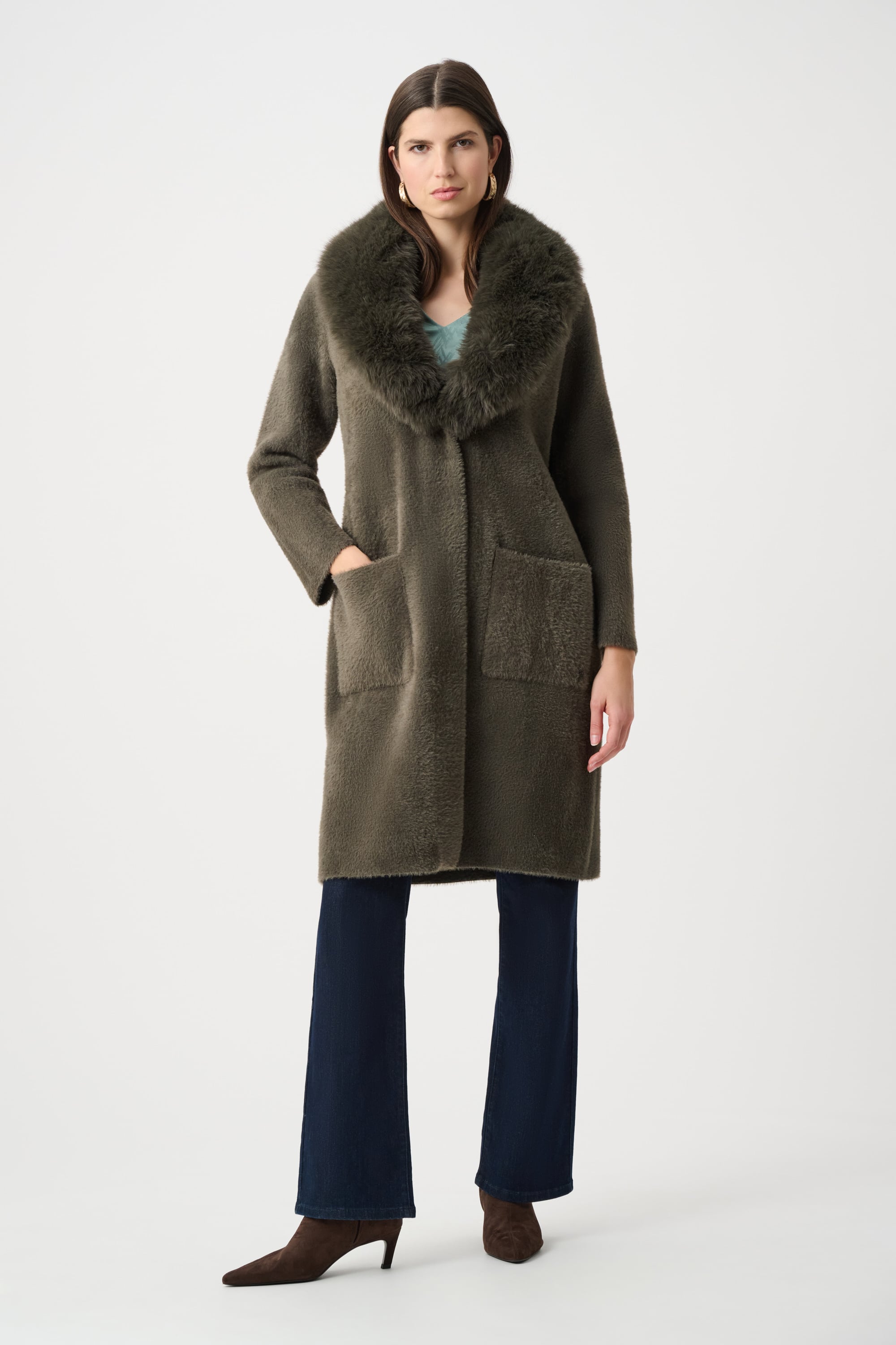 Feather Yarn Knit Coat With Detachable Faux Fur Collar