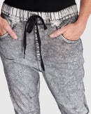 Alembika Metallic Boyfriend Jogger Jeans, Silver-AP623S