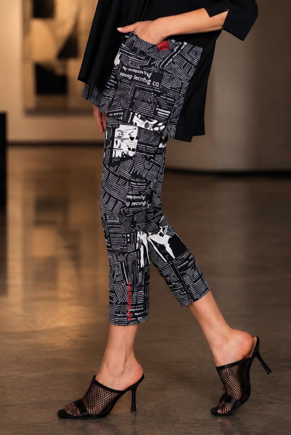 IC Collection Dark Newspaper Print Legging-IC-4495P