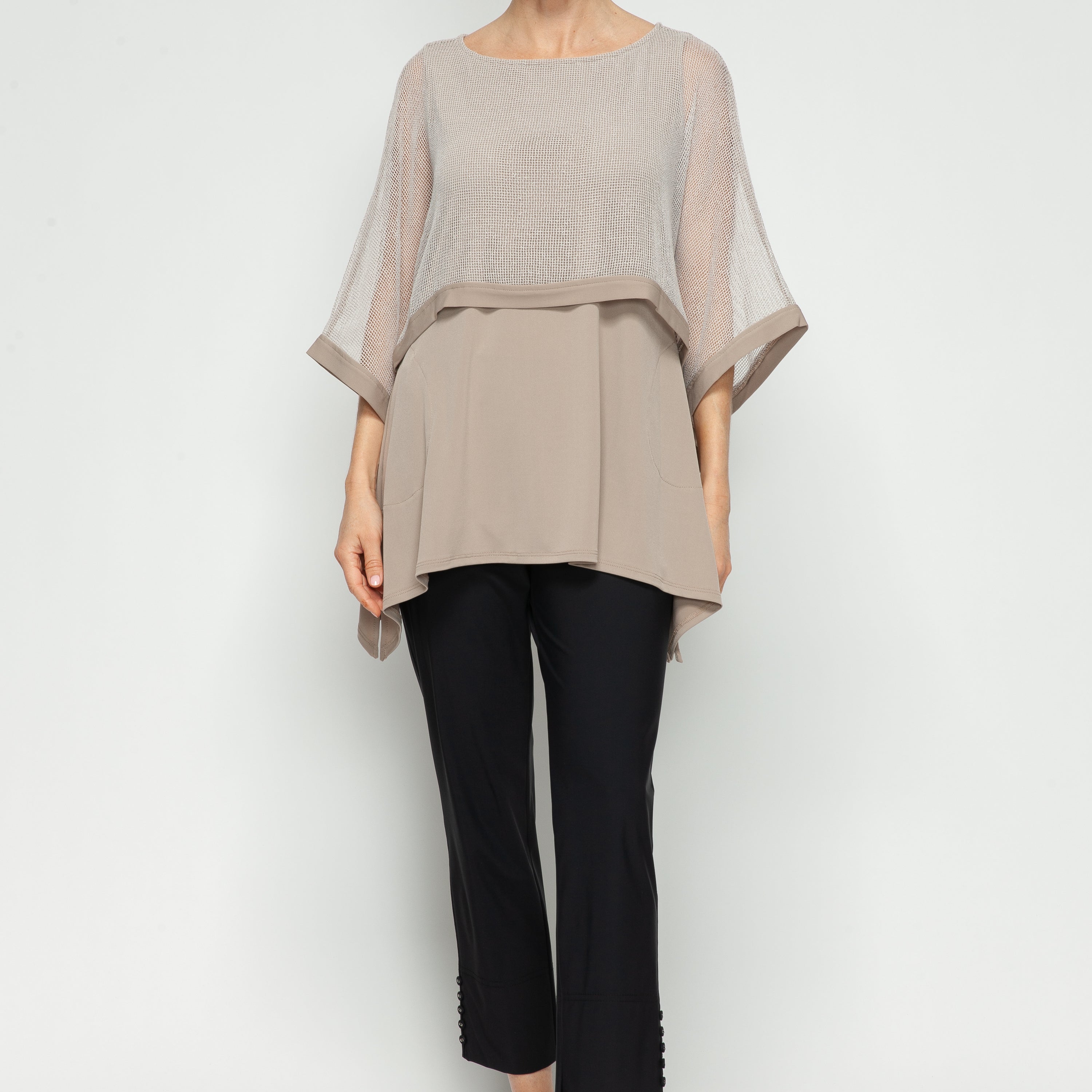Poncho Layer Top 6879T