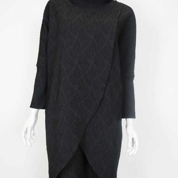 IC Collection Twisted Collar Crossover Top-7133T