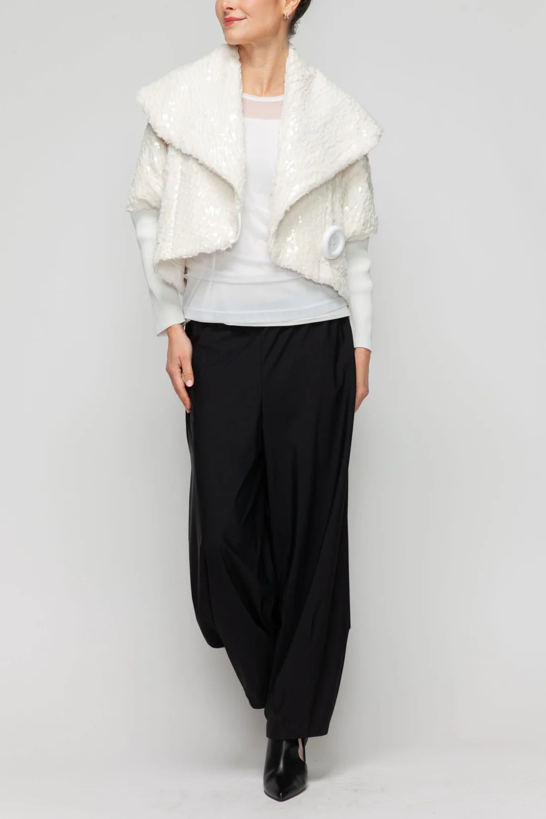 IC Collection Rip Sleeve Sheen Jacket-7145J