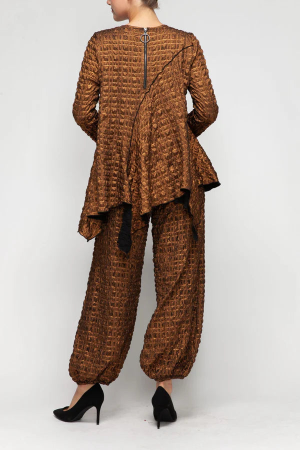 IC Collection Textured Asymmetrical Top-7235T