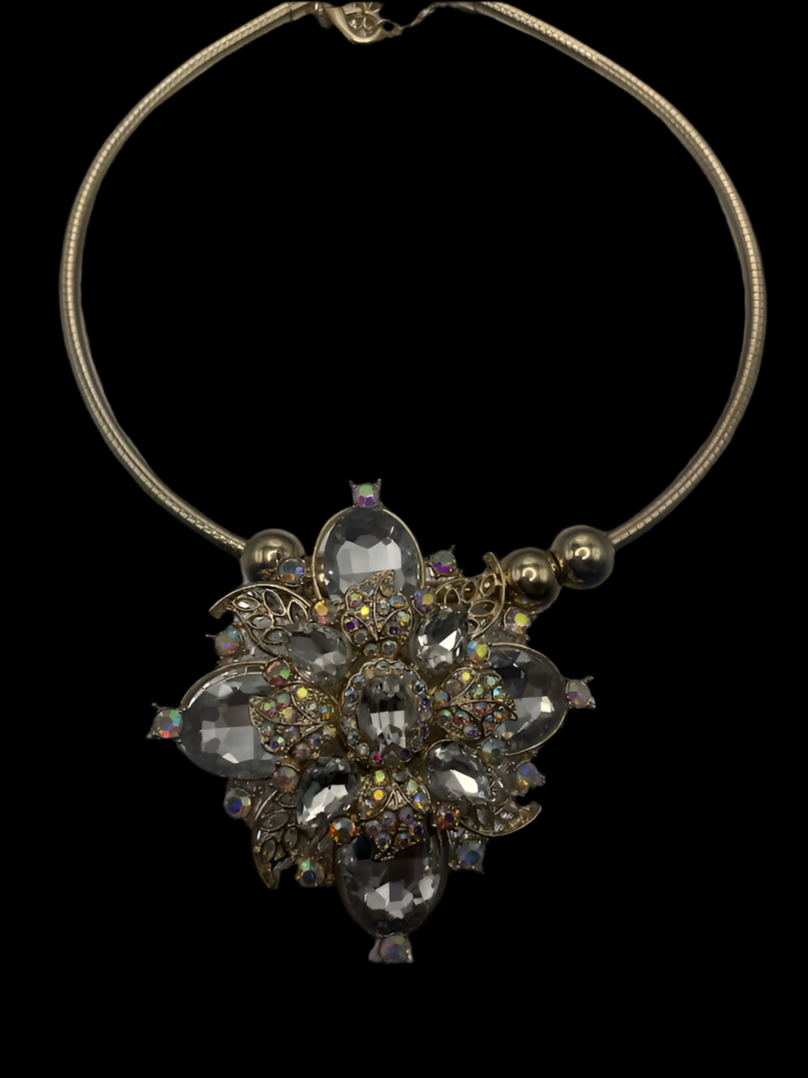 Unique Golden Blossom Statement Necklace-JN20033
